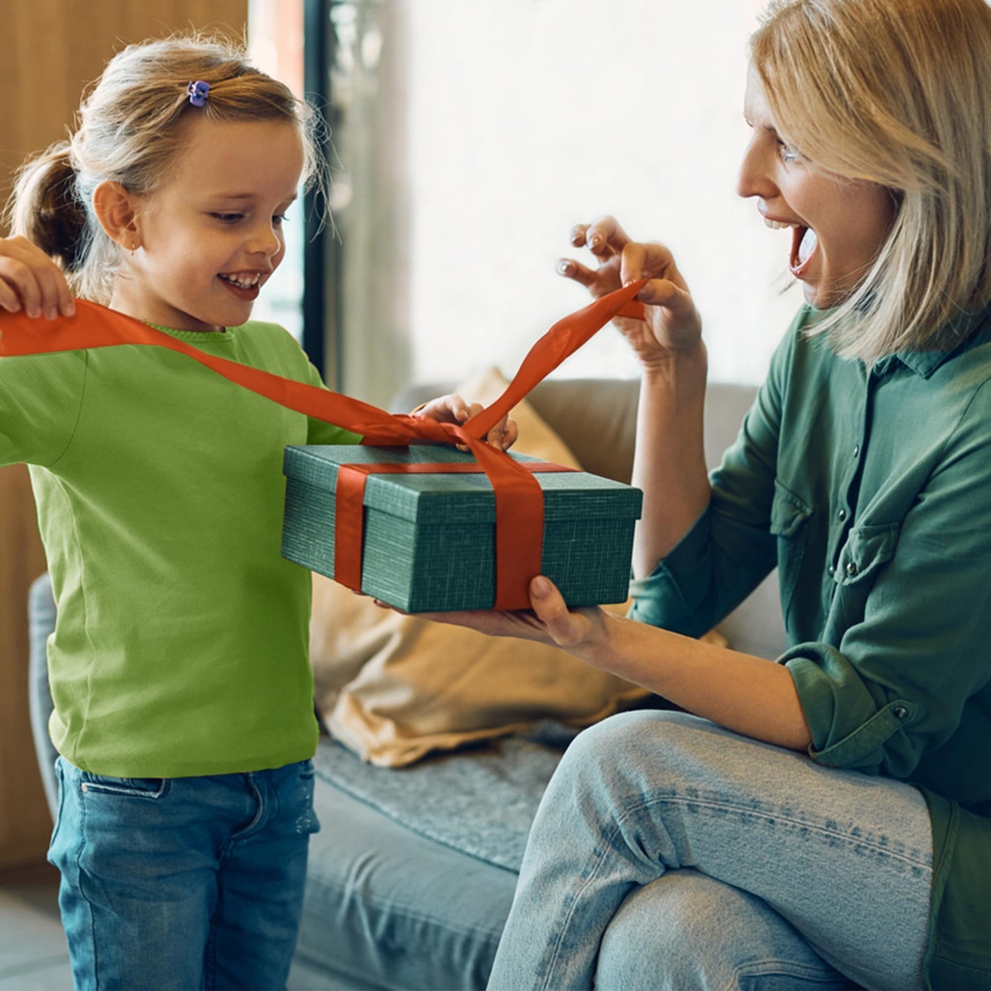 Projector - YOTON Mini Portable Phone Projector 1080P Full HD Supported, Outdoor Pico Home Movie Theater Projector, Y3 Projecteur Compatible with Fire Stick, HDMI, USB, PS5, Xbox, iOS, Android, Laptop