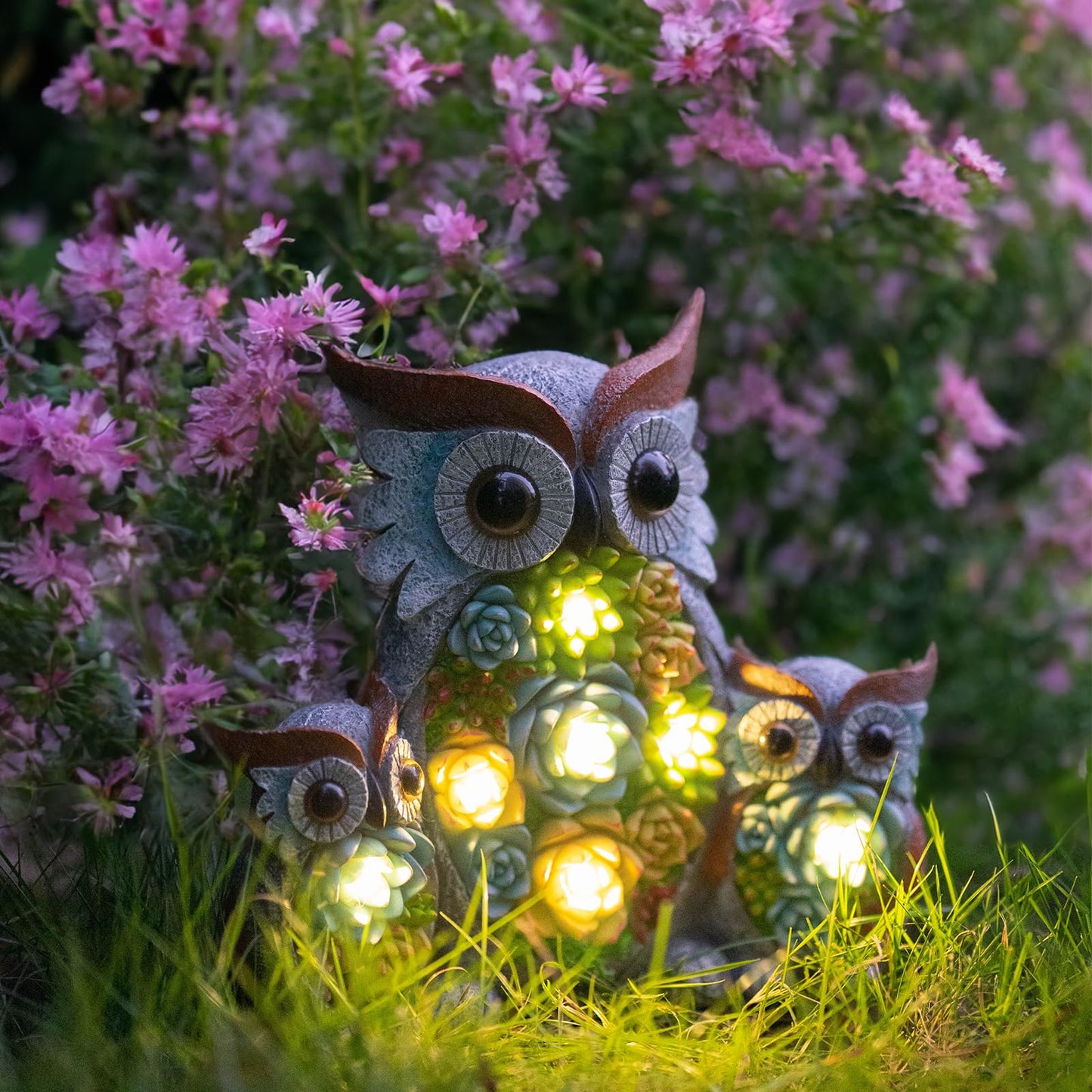 Candieslife Solar Garden Statue Lights Owl Figurine with LED Lights, Outdoor Garden Succulent Ornaments Waterproof Decoration for Outside Patio Yard Lawn Decor