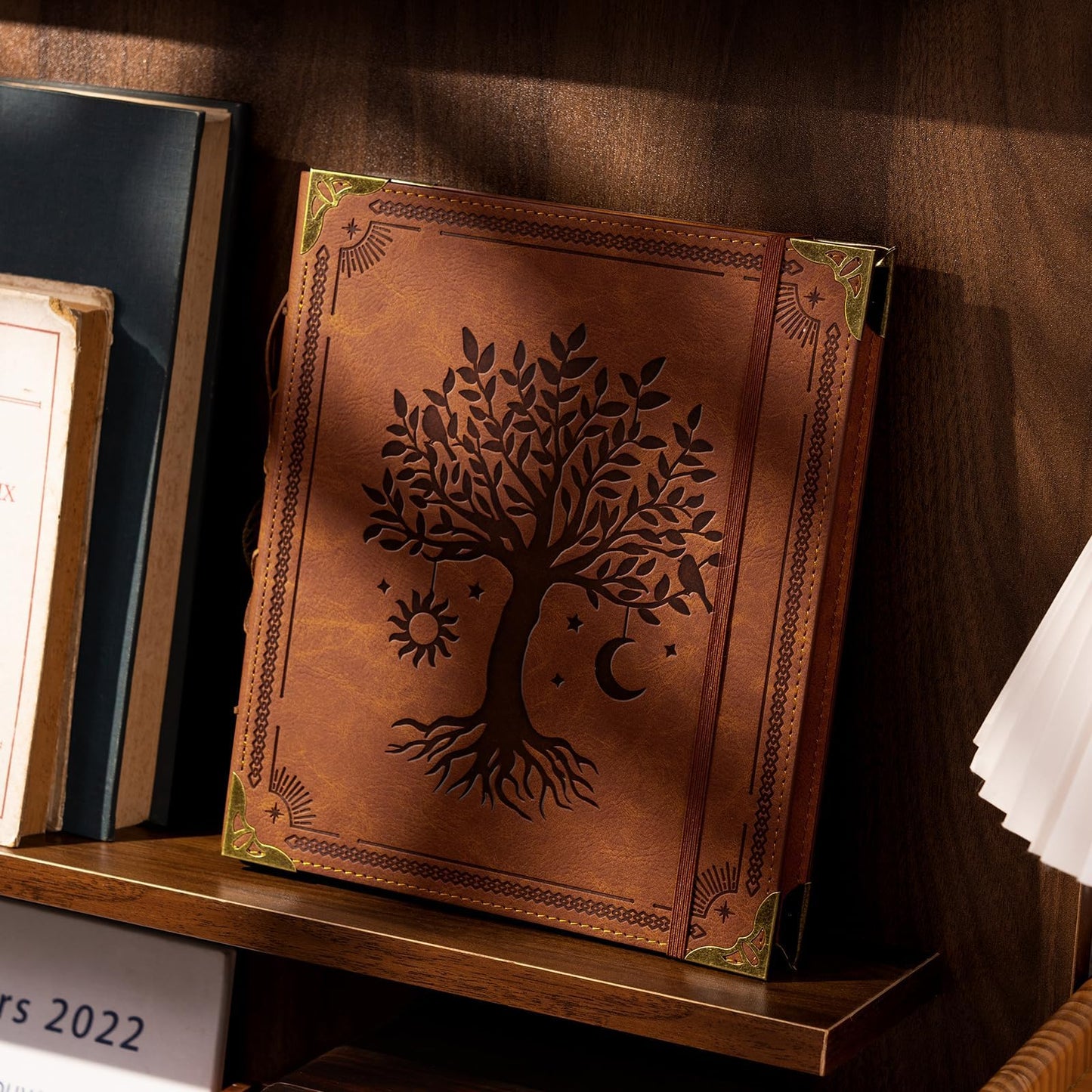 Vintage Photo Album 4x6 Leather Scrapbook Album with Writing Space 120 Photos & 30 Sheets DIY Paper Memory Albums Book for Anniversary Travel Vacation Family Tree, Brown
