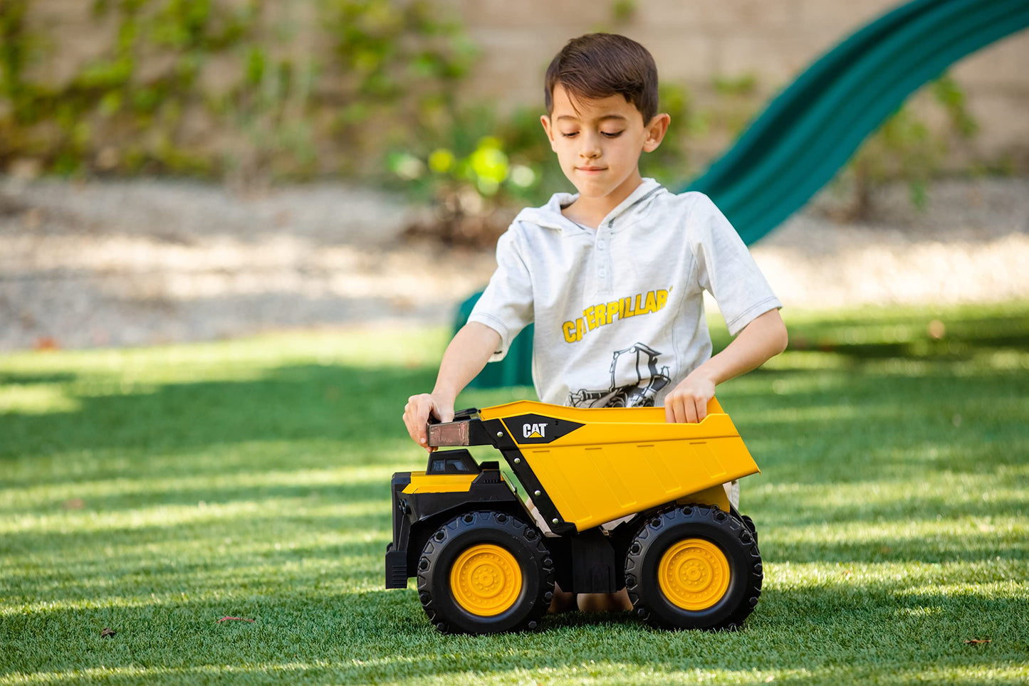 Cat Construction Toys, Cat Mighty Steel Dump Truck 20” - Real Steel Body, Working Dump Bed, Oversize All-Terrain Wheels, Heavy-Duty Construction Vehicle for Indoor & Outdoor Play, Kids Ages 3 +