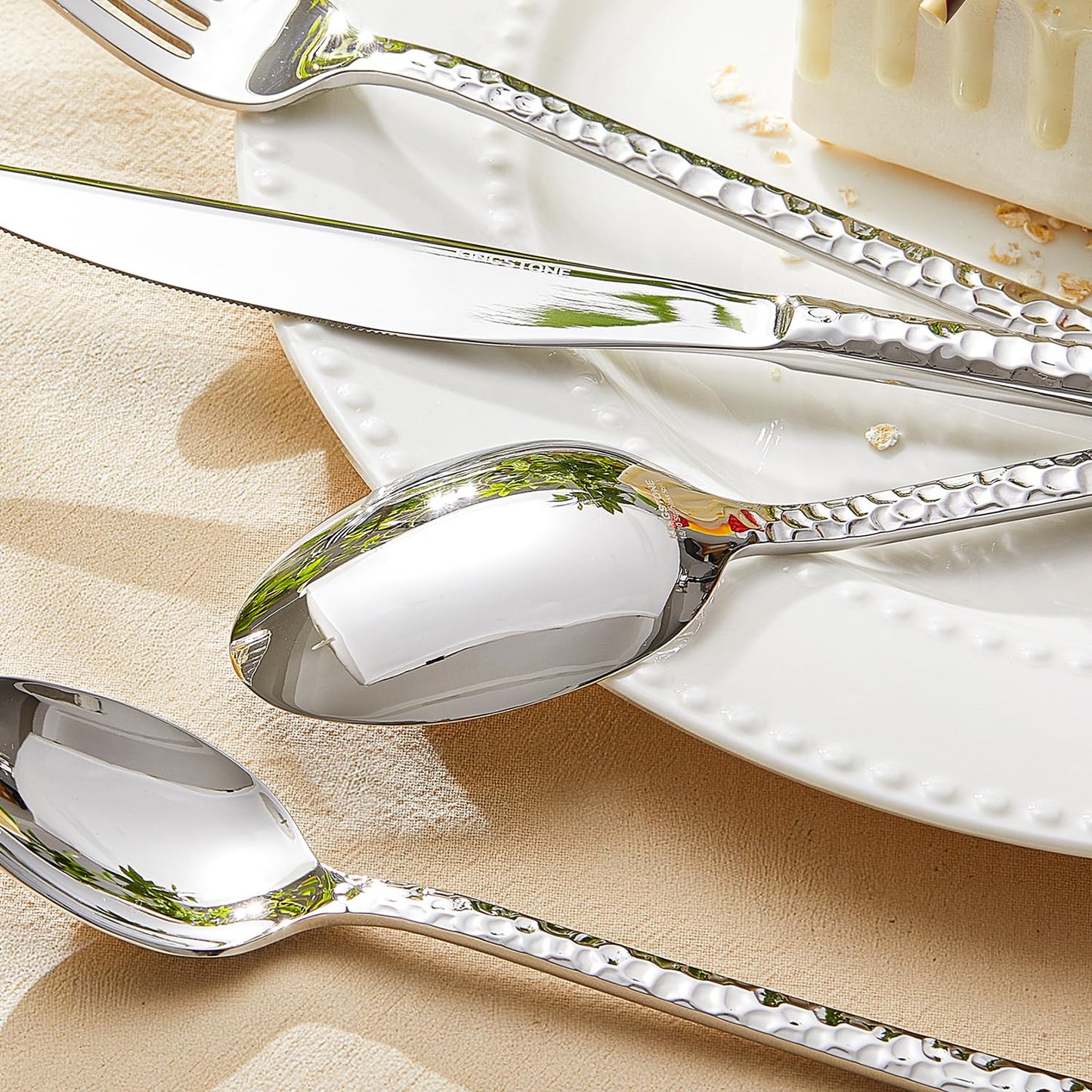 KINGSTONE 20 Piece Hammered Cutlery Set, 18/10 Stainless Steel Flatware Set for 4, Silverware Set for Home, Party, Wedding, Mirror Polished Dishwasher Safe