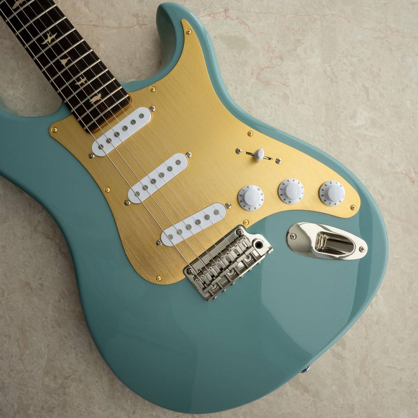 Pickguard for PRS SE Silver Sky Electric Guitars, Gold Anodized, 1 Unit