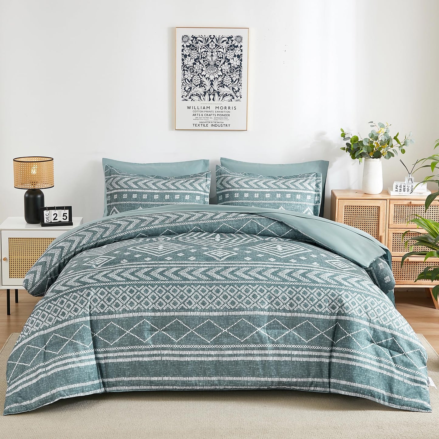 Yiran Boho Aztec Comforter Set Queen Size, Grayish Blue Comforter Bedding Set, 7 Piece Bed in a Bag, Soft Microfiber Bohemian Striped Complete Bedding Set with Sheets for All Season
