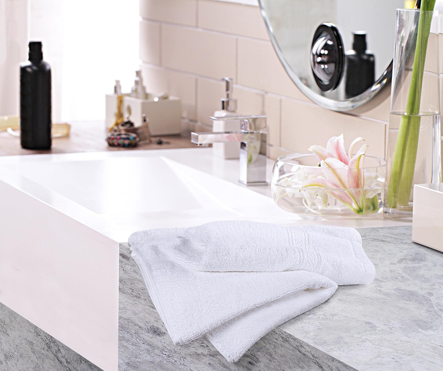 Utopia Towels 6 Pack Premium Hand Towels, 16 by 28 inches, 100% Ring Spun Cotton, Soft and Absorbent 600 GSM Towels for Bathroom, Gym, and Hotel, White