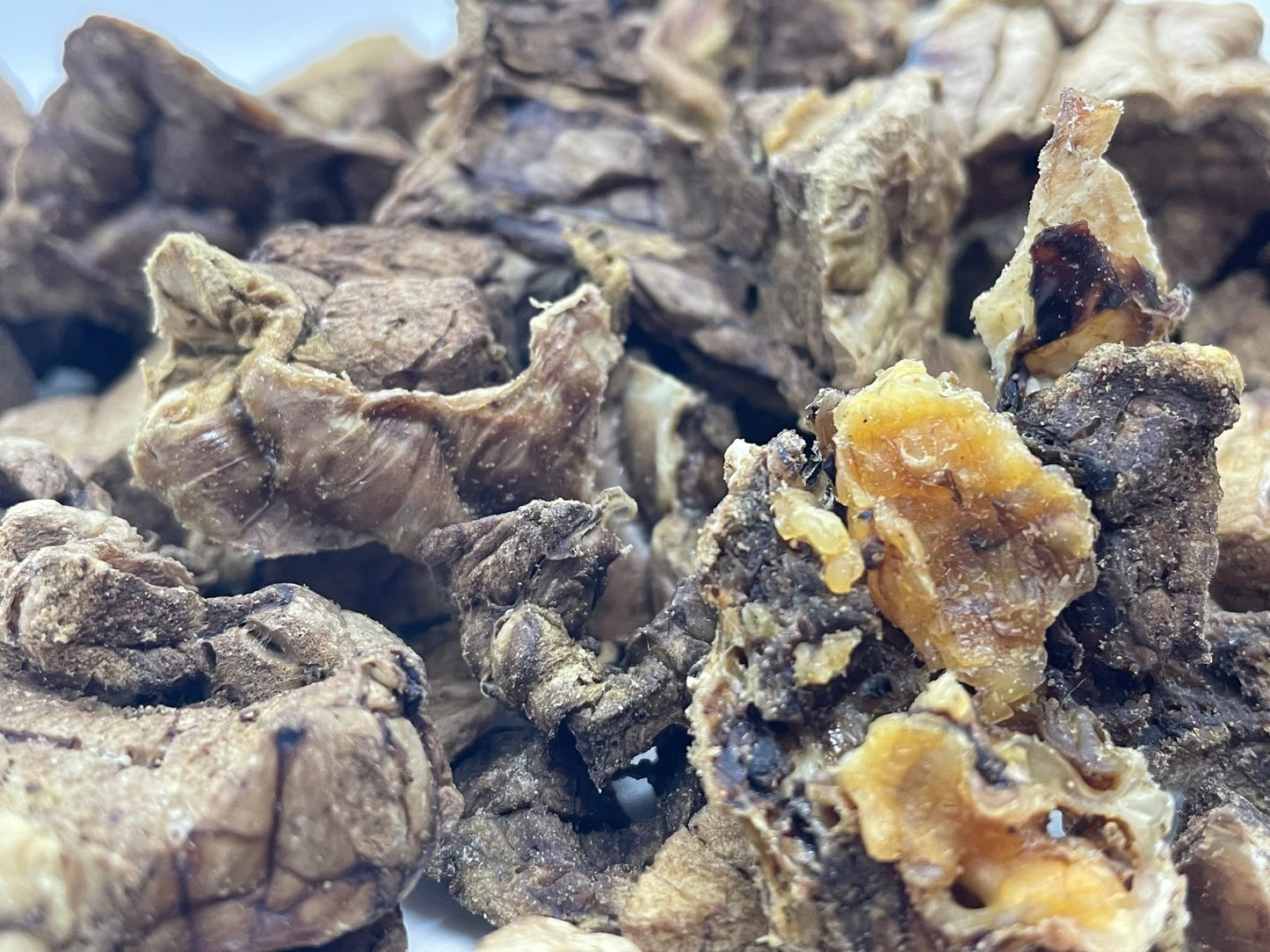 Bullsters Dog Treats Bones Chews Long Lasting for Aggressive Chewers All Natural Hickory Smoked Beef Dog Bones, 1 Ingredient with No Additives, No preservatives, Steroid Free, Oven Roasted and Delicious for Small, Medium, Large, Extra Large XL Dogs Beef M