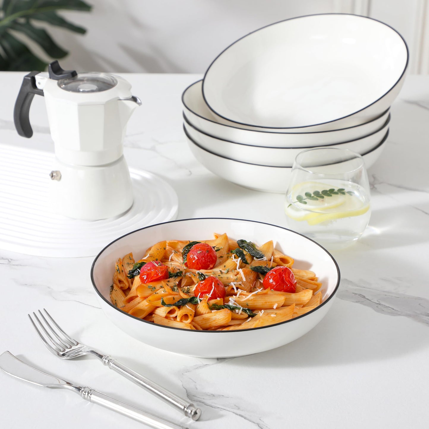 MALACASA 8.85" Large Pasta Bowls, 42 OZ White Salad Bowls Soup Bowls, Porcelain Serving Bowls Set of 6, Ivory White with Black Rim, Microwave & Dishwasher Safe, Series Regular
