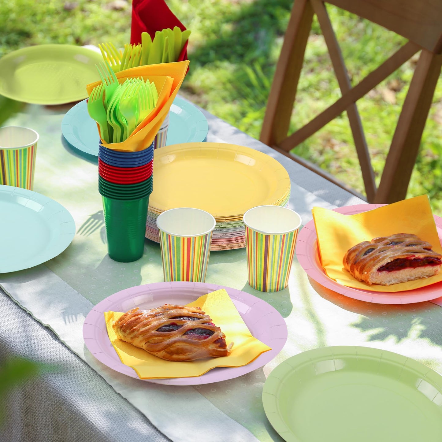 Breroa 72 Pieces 9 Inch Pastel Rainbow Paper Plates Disposable Heavy Duty Paper Plate Sustainable Dinner Dessert Plate Decorative Plates Bulk for Parties, Holidays, Picnics