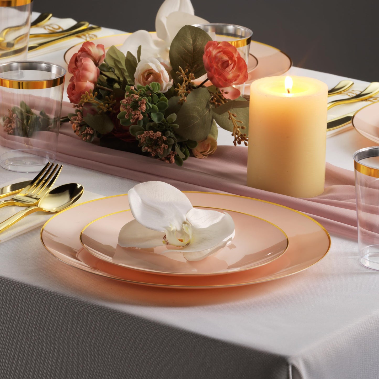 Munfix 100 Pink Gold Plastic Plates Set, 50 Pcs 10.25 Inch Disposable Dinner and 50 Pcs 7.5 Inch Plastic Dessert Plates, Elegant Fancy Heavy Duty for Party, Wedding, Pink with Gold Rim