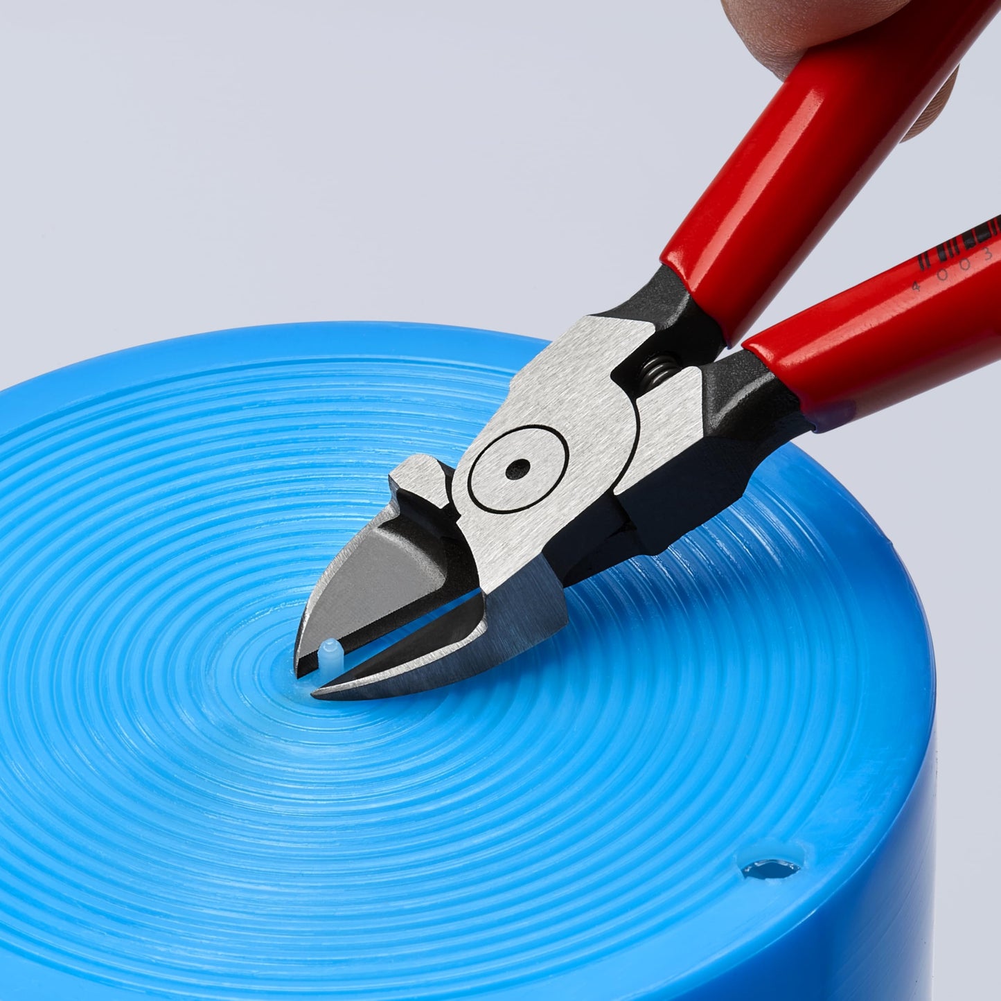 Diagonal Pliers for Flush Cut Plastics