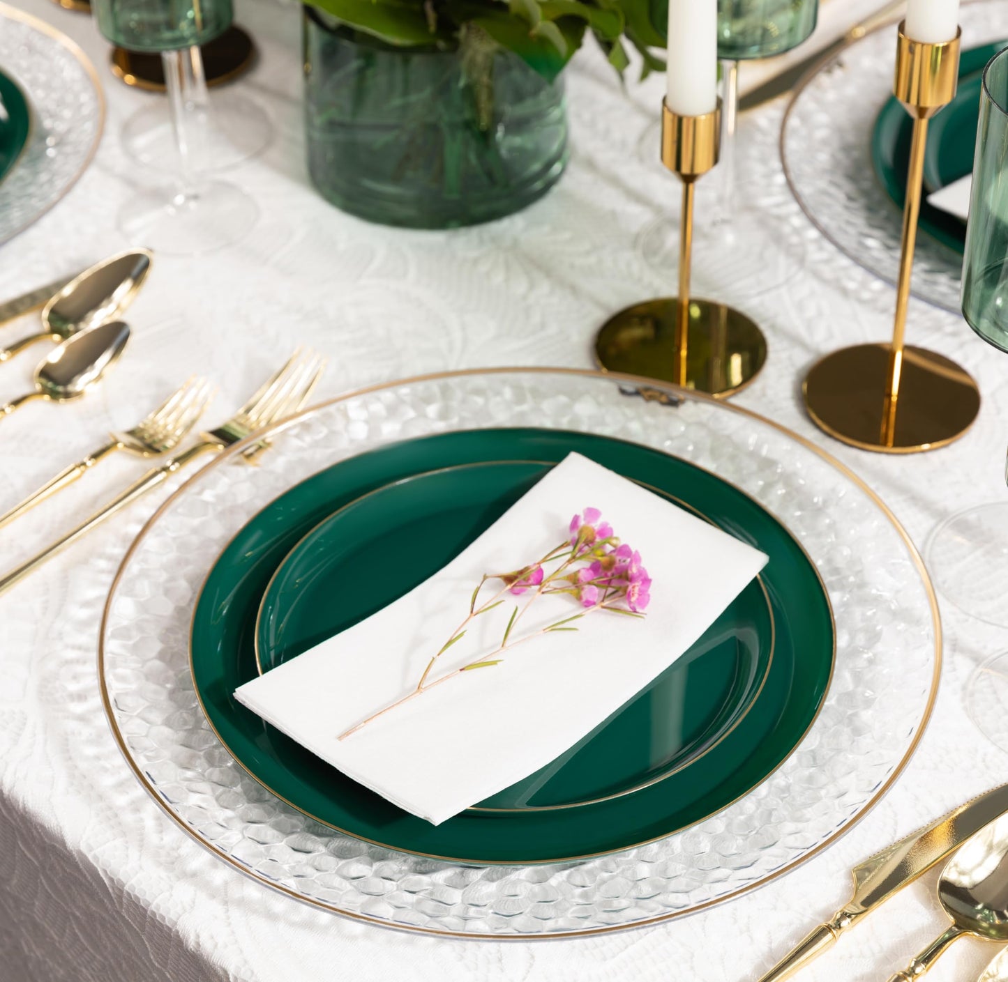 PLASTICPRO 40 Piece Combo Plates Set includes 20-6.3'' inch Plates & 20-8.6'' inch Plate Emerald Green Plastic with Gold Rim Design Party, Festival, Wedding, Plate, Disposable, Tableware, Dishes