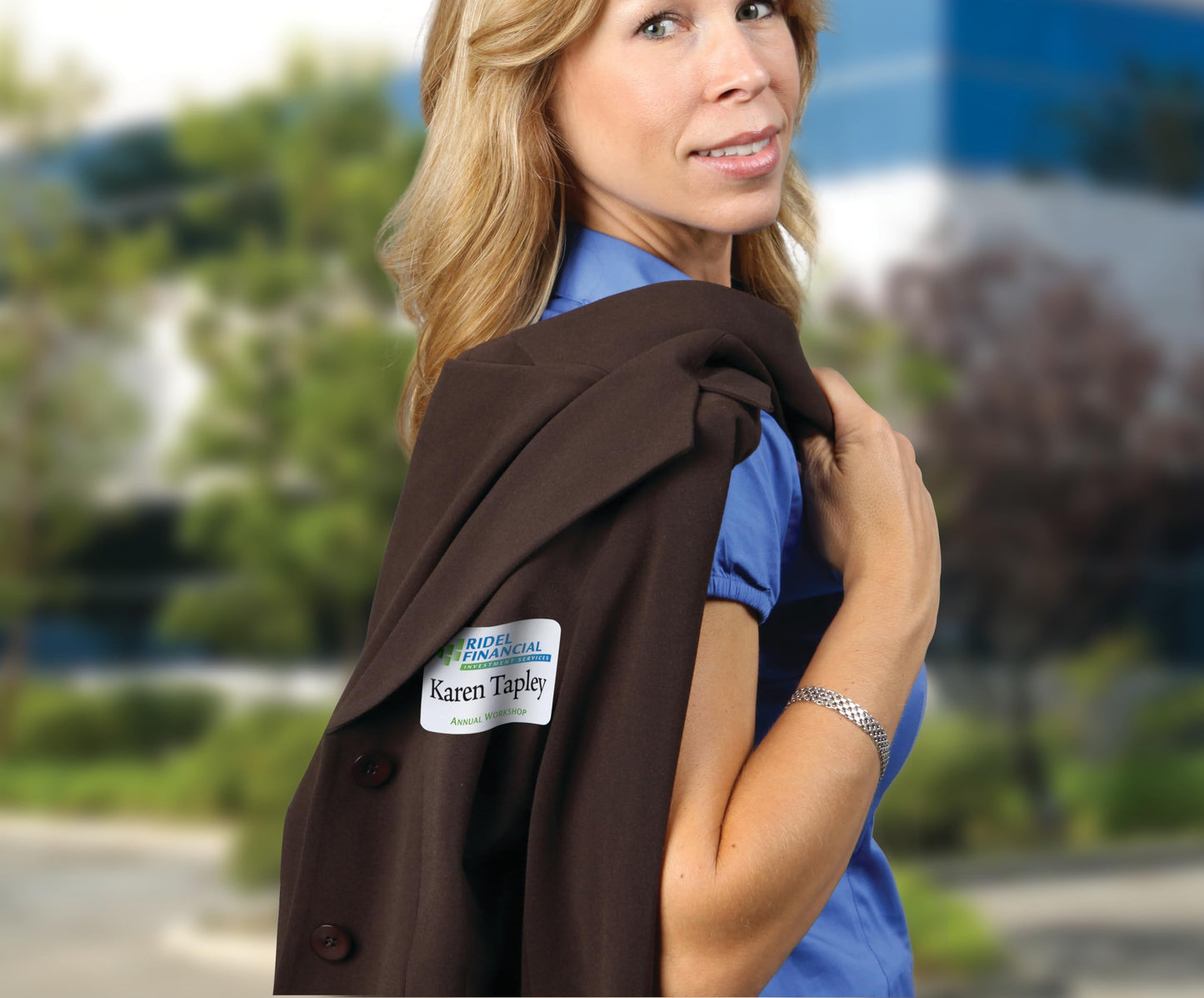 AVERY Flexible Name Badges for Laser and Inkjet Printers, 3-3/8" x 2-1/3", Matte White, Rectangle, 400 Pack (5395)