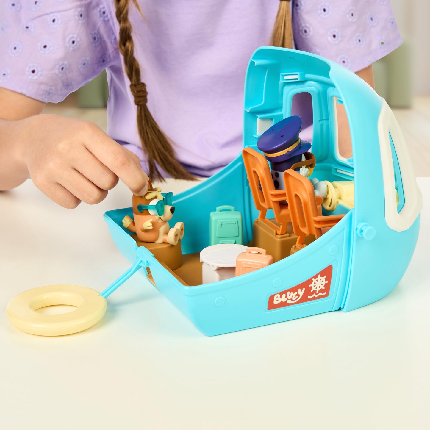 Bluey 3-in-1 Transforming Plane Playset, Transforms from A Plane to A Resort and a Boat! Over 25 Sounds and Phrases