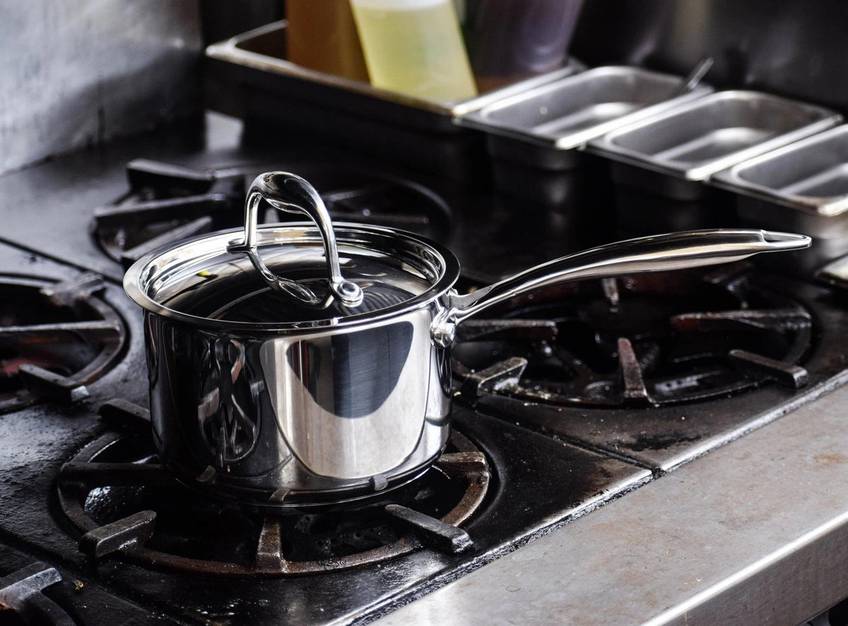Meyer Accolade Stainless Steel 3L Saucepan with Cover, Made in Canada, Silver