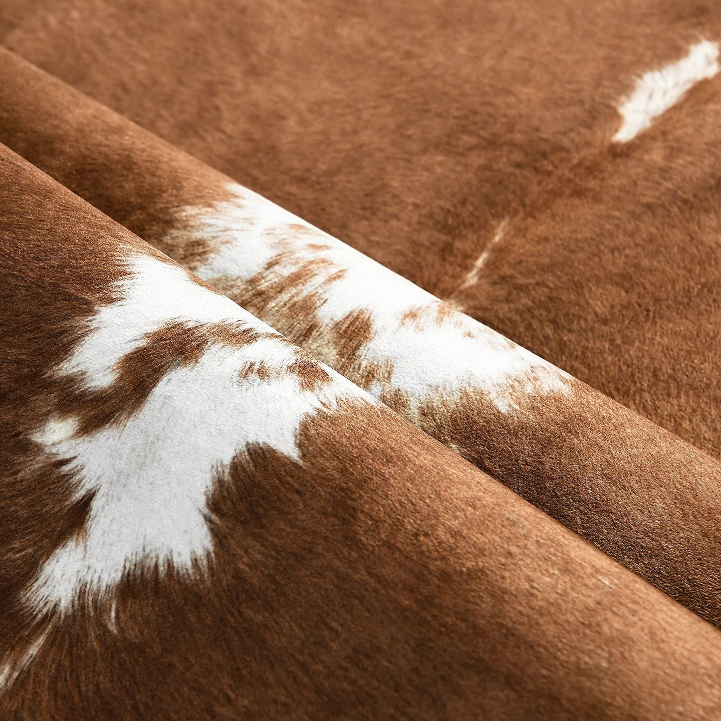 BENRON Faux Cowhide Rug Cow Print Rugs Western Decor Animal Rugs for Living Room Bedroom, Kahqi(140x158cm,55x62in)