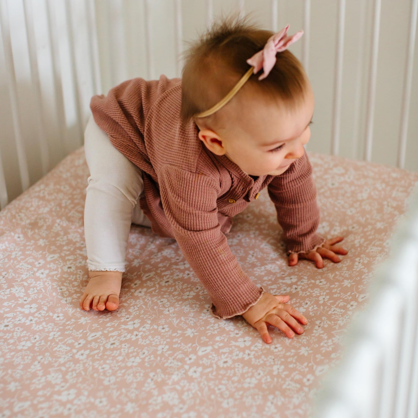 Crib Sheets Neutral - Fitted Baby Crib Sheets Bed for Girl Boy - 2 Pack Standard & Toddler Mattress - Buttery Soft Organic Cotton Blend (Fleurette)