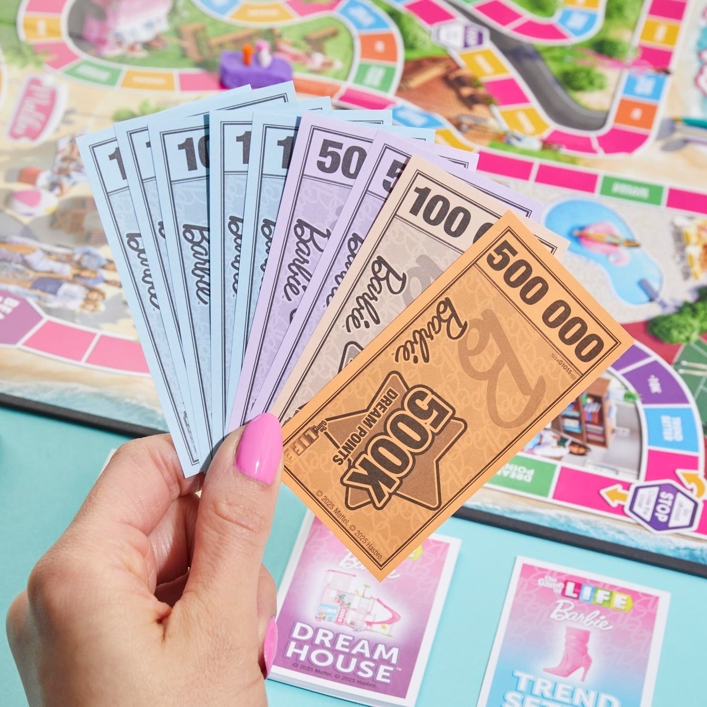The Game of Life: Barbie Edition Board Game | Ages 8+ | 2 to 4 Players | Fun Family Games for Kids and Adults | Kids Gifts (Amazon Exclusive)