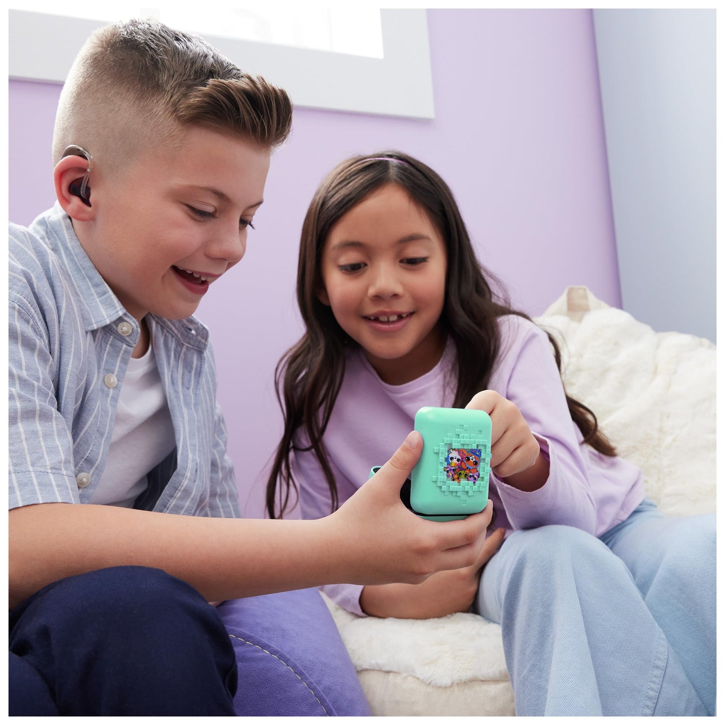 Bitzee, Interactive Toy Digital Pet and Case with 15 Animals Inside, Virtual Electronic Pets React to Touch, Kids’ Toys for Girls and Boys