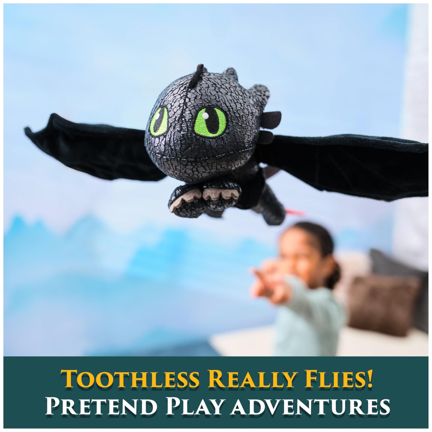 DreamWorks Dragons How to Train Your Dragon, Hug and Glide Toothless Plush Toy, 12” Dragon Stuffed Animal, Kids Toys for Boys Ages 4 and Up