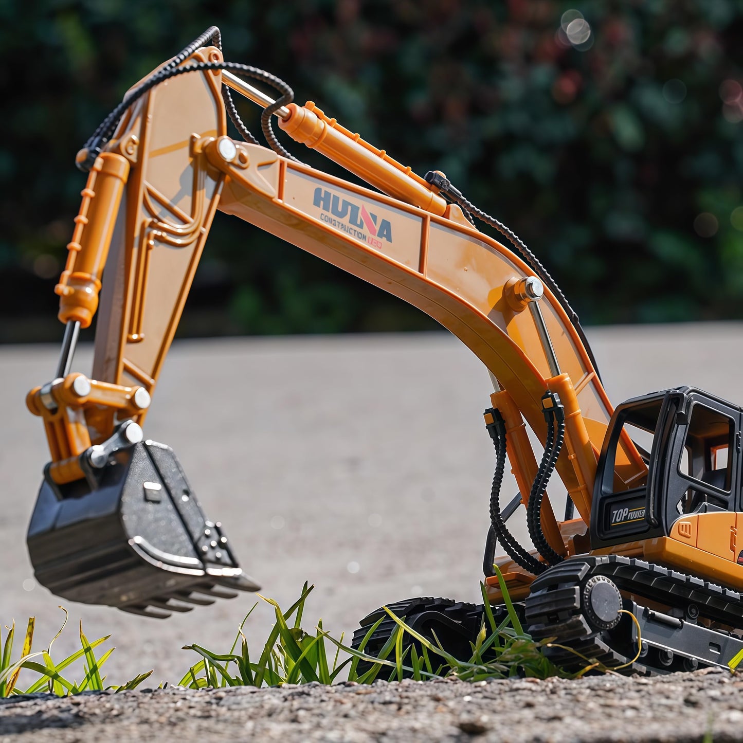 Gemini&Genius Excavator and Articulated Dump Truck 1:50 Scale 2 in 1 Mechanical Digger Engineering Vehicle Heavy Construction Machinery Toys for Kid and Decoration for Boys Room