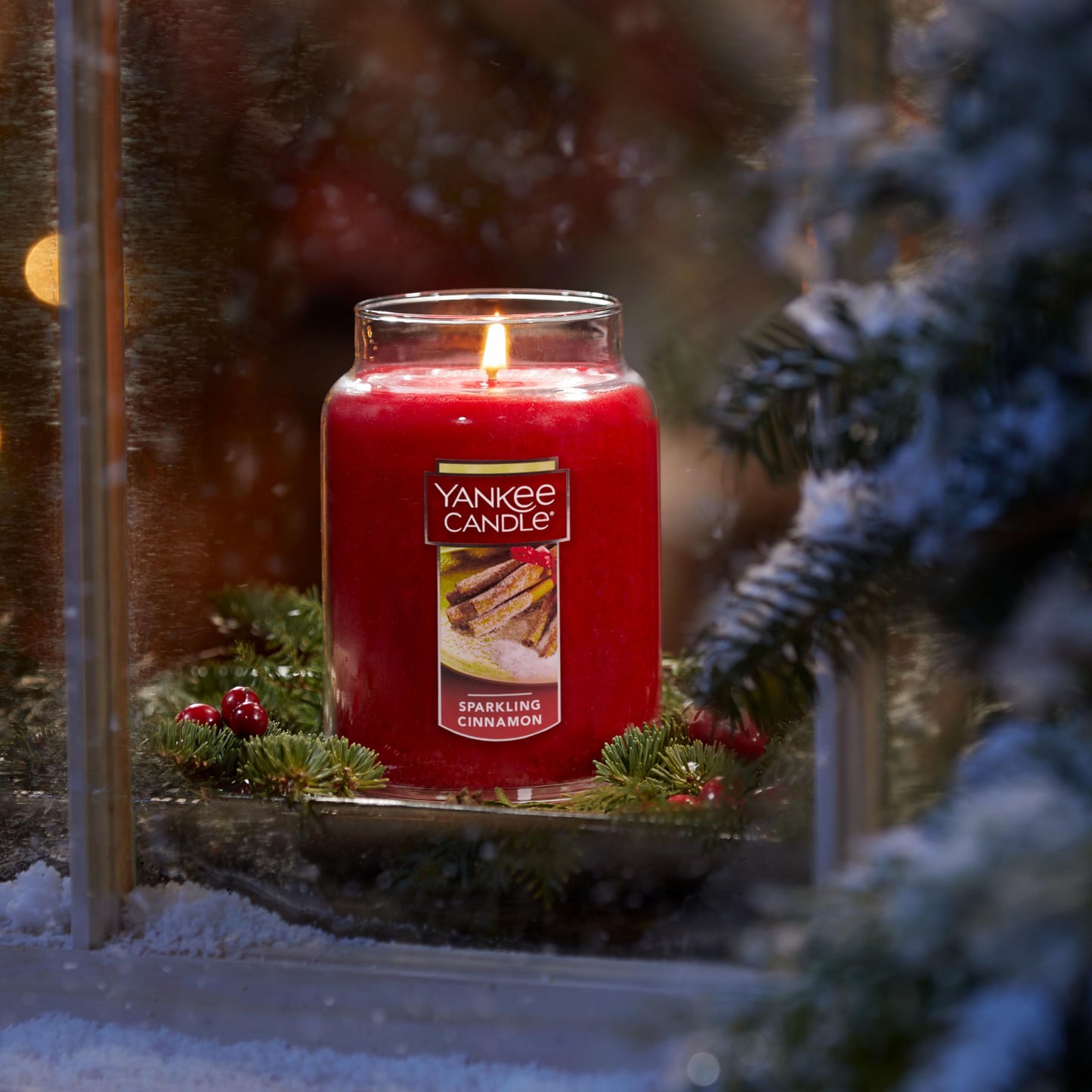 Yankee Candle Scented Candle, Sparkling Cinnamon, Original Large Jar Candle, 110-150 Hours of Burn Time, 22 oz.