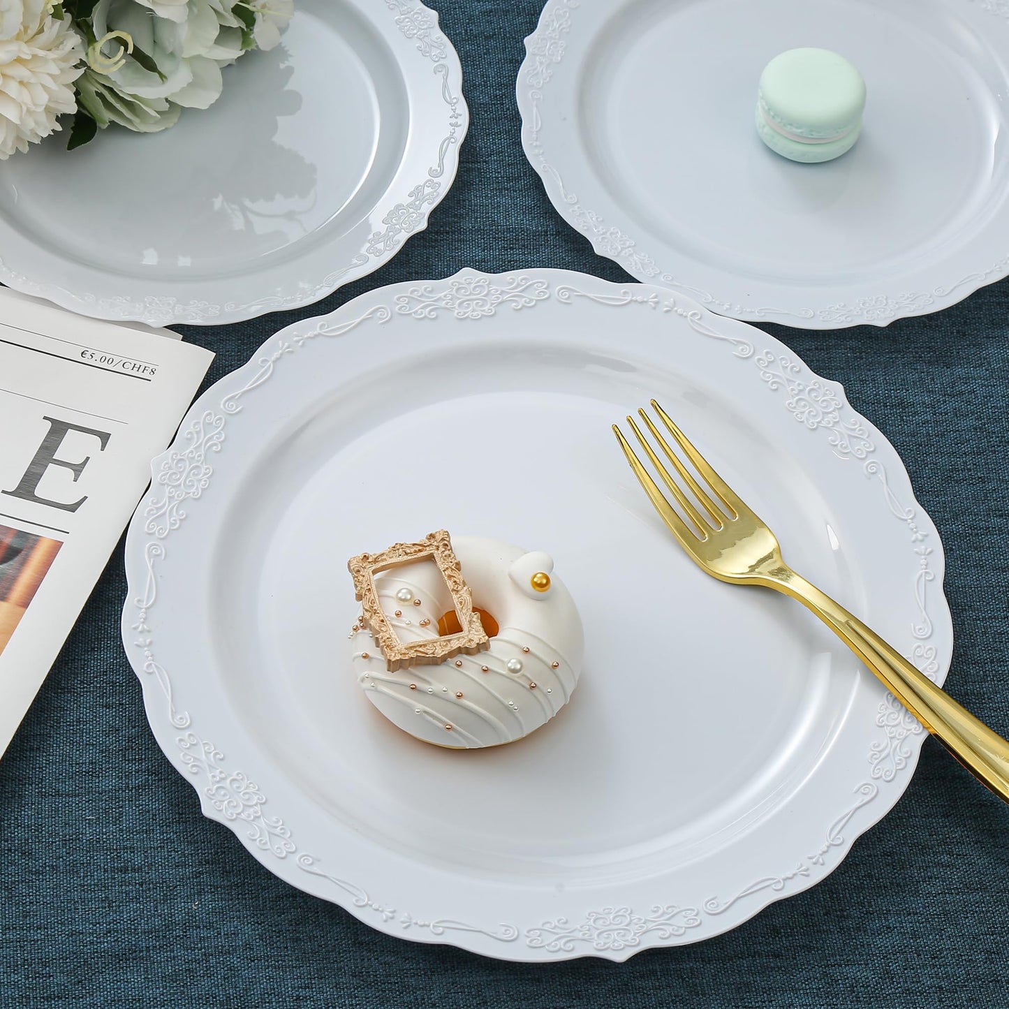 Conflech 100 Pieces White Plastic Plates - 10.25inch Dinner Disposable Plates - Premium Heavy Duty Hard Disposable Dinner Plates - Party Supplies for Birthdays, Celebrations, Wedding