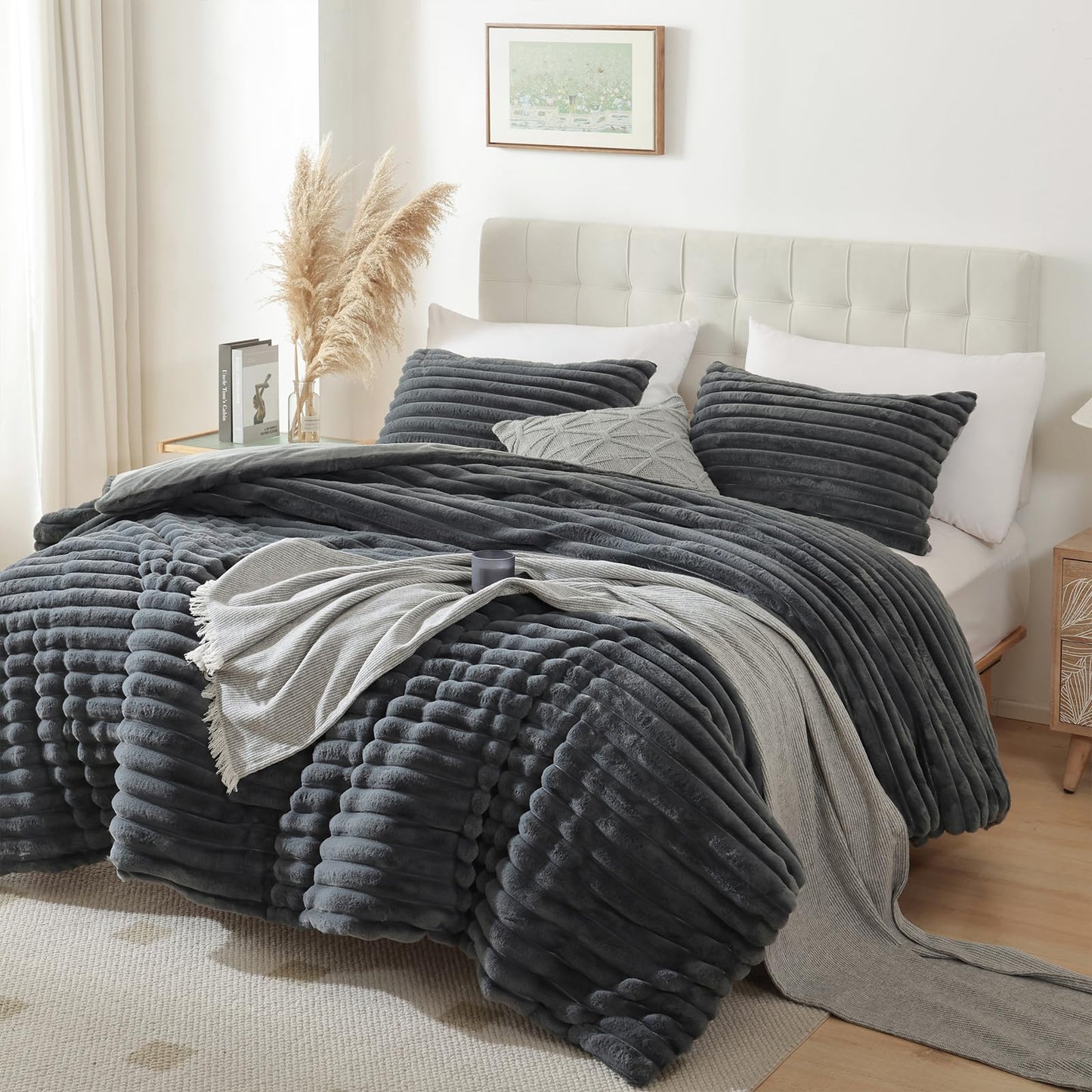 YIKUSH Fluffy King Size Comforter Set 3 Pieces -Dark Gray Fleece Fluffy Comforter, Luxury Fuzzy King Bedding Set, Soft & Warm King Size Bed Set with 2 Pillow Cases
