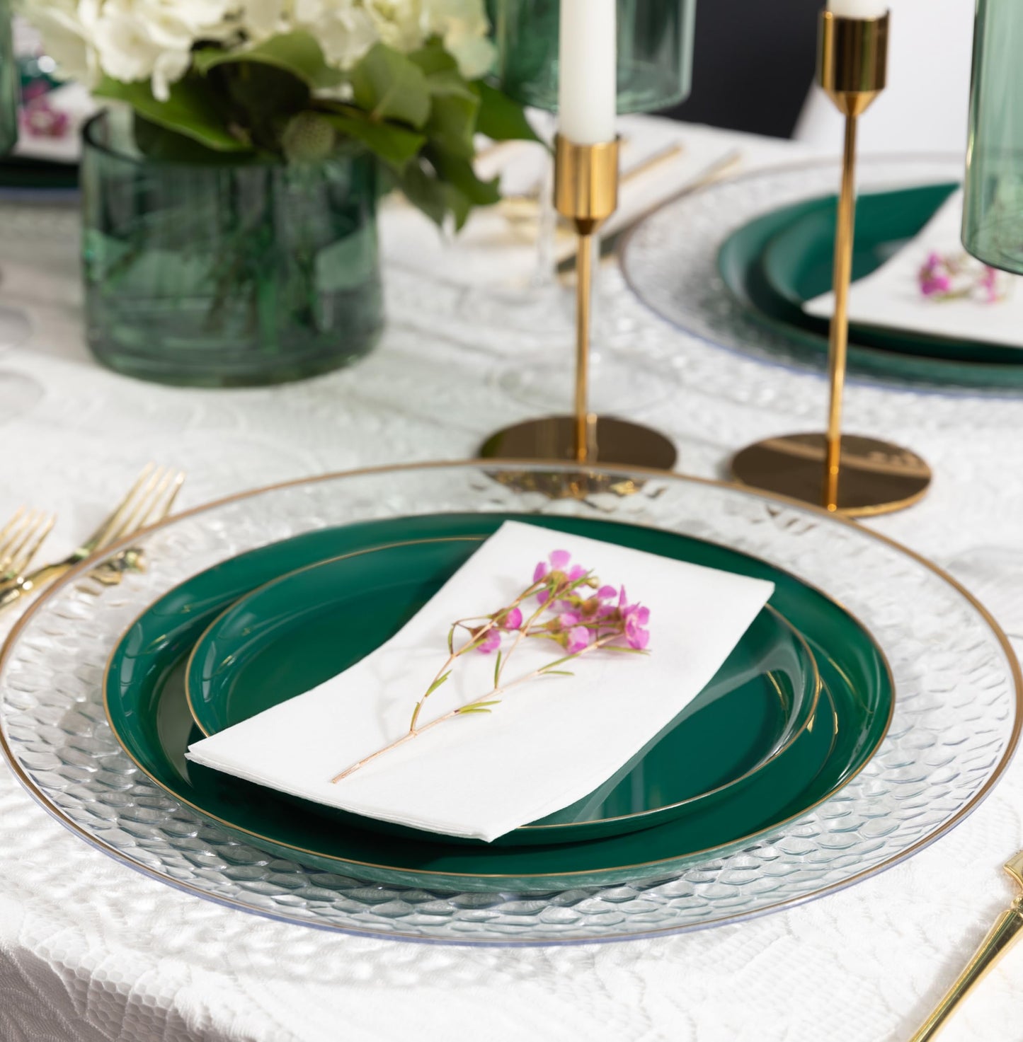 PLASTICPRO 40 Piece Combo Plates Set includes 20-6.3'' inch Plates & 20-8.6'' inch Plate Emerald Green Plastic with Gold Rim Design Party, Festival, Wedding, Plate, Disposable, Tableware, Dishes
