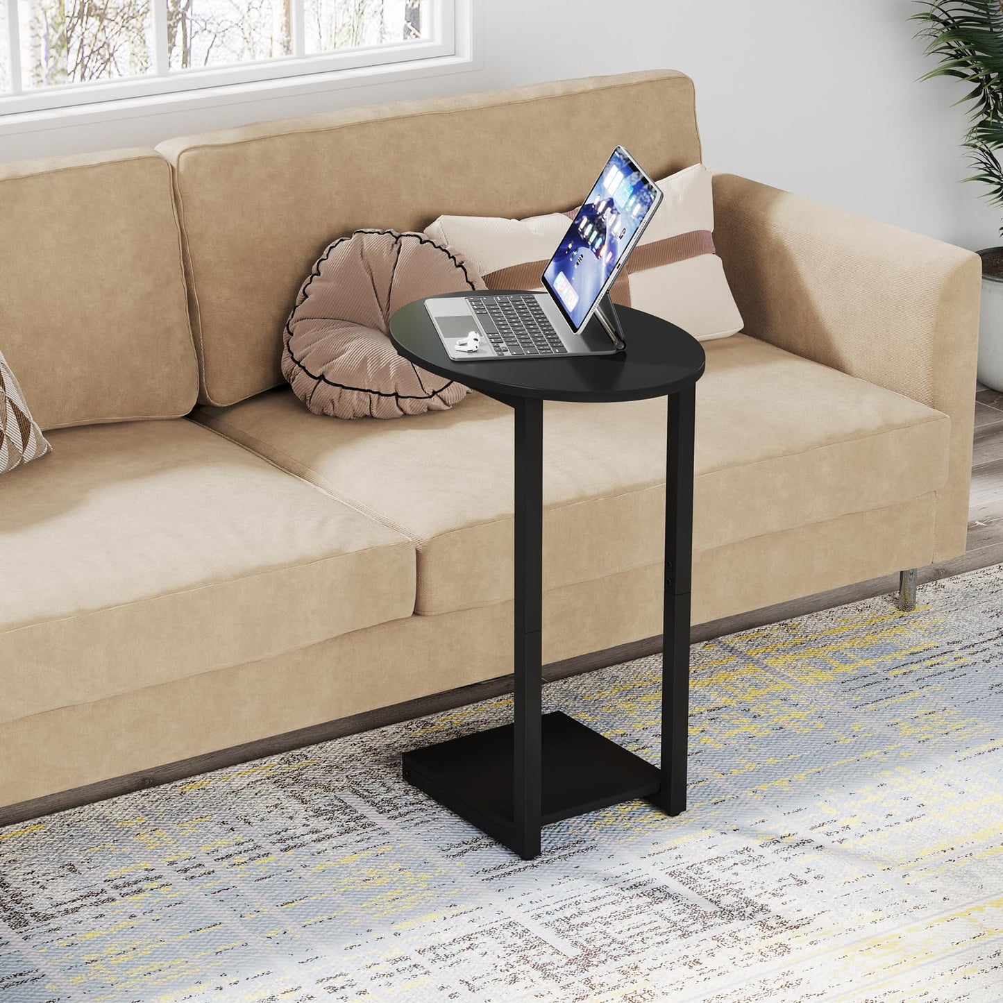 Hosfais Small Side Table End Table, C-Shaped Wood Coffee Table TV Tray for Eating Couch Tables for Small Space, Living Room (Black)