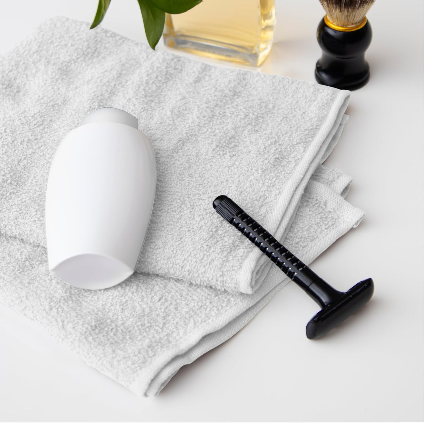 Avalon Towels Salon Towels - White Hand Towels Bulk 24 Pack - 100% Cotton Hand Towels 16x27 inches - Absorbent Spa Towels, Facial Towels, Face Towels & Gym Towels for Working Out (Not Bleach Proof)