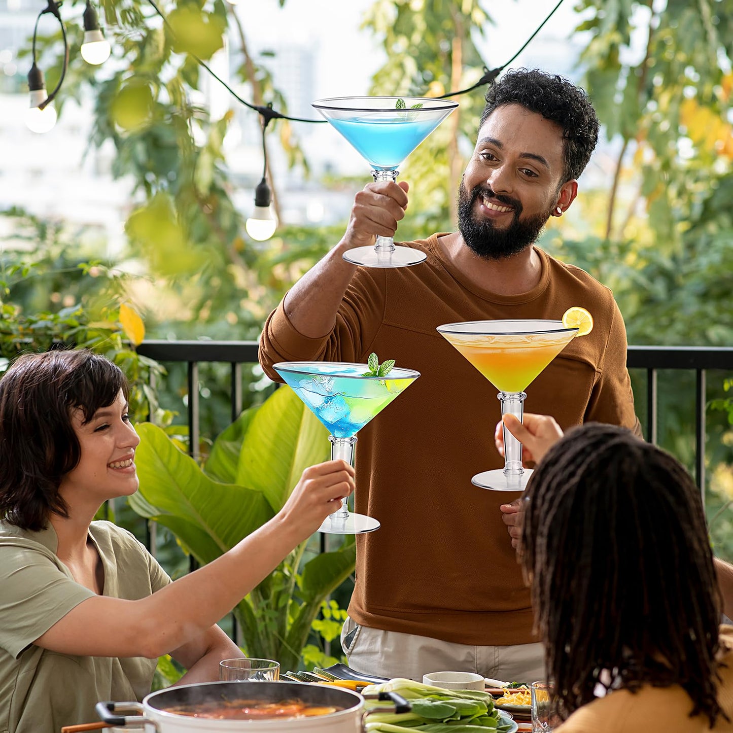 Unbreakable Giant Martini Glasses set of 4, 48 oz Plastic Cocktail Glasses, Jumbo, Reusable, BPA Free, Detachable, Perfect for Picnic, Beach & Patio Party, Appetizers, Birthday, Wedding and All Events