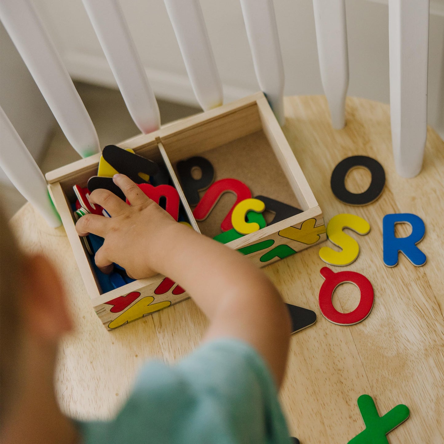 Melissa & Doug Deluxe Magnetic Letters and Numbers Set with 89 Wooden MagnetsAlphabet Letter Magnets, Number Learning Toys for Preschoolers and Kids Ages 3+