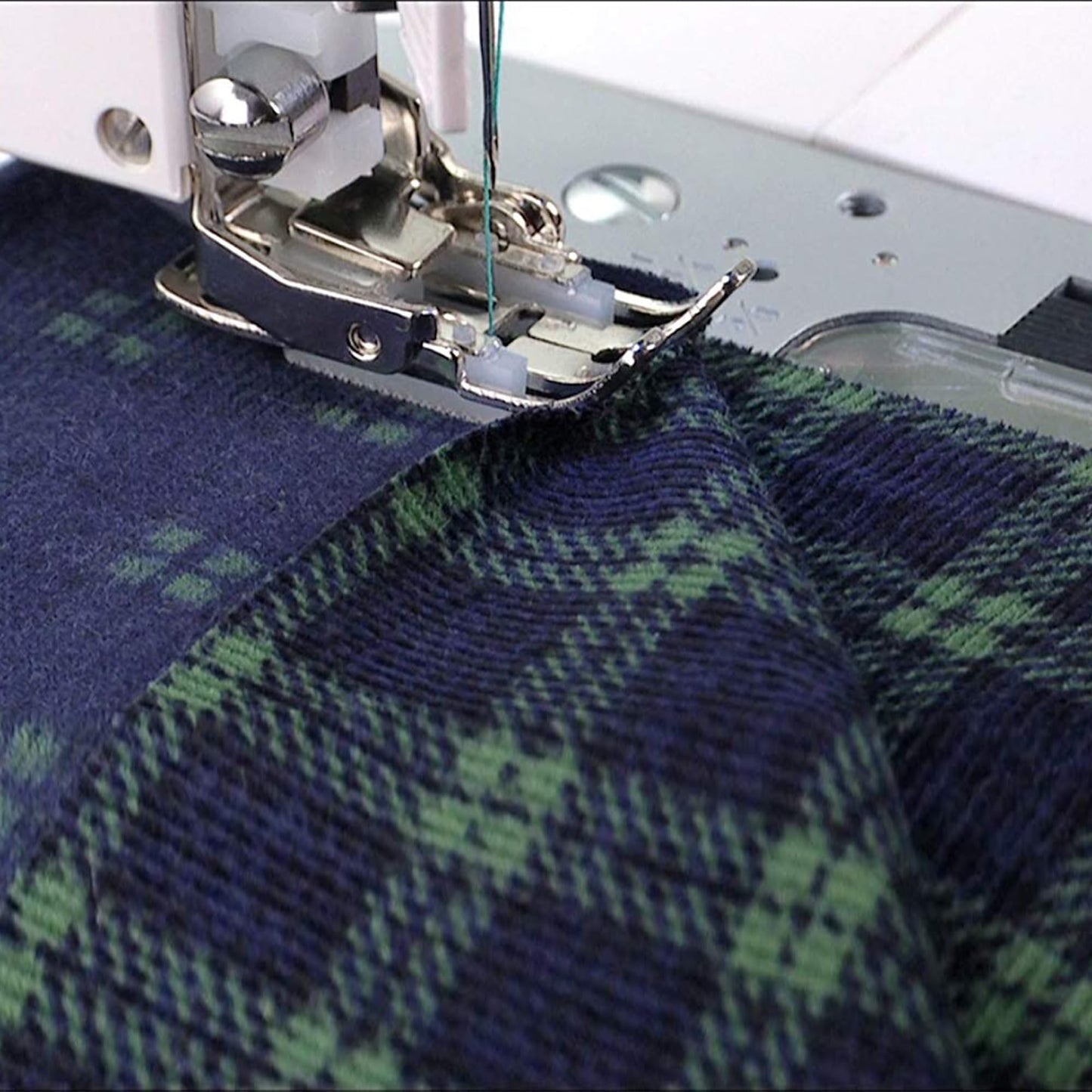 SINGER | Even Feed Walking Presser Foot - Fork, Perfect for Matching Stripes & Plaids, Quilting & Sewing with Pile Fabrics