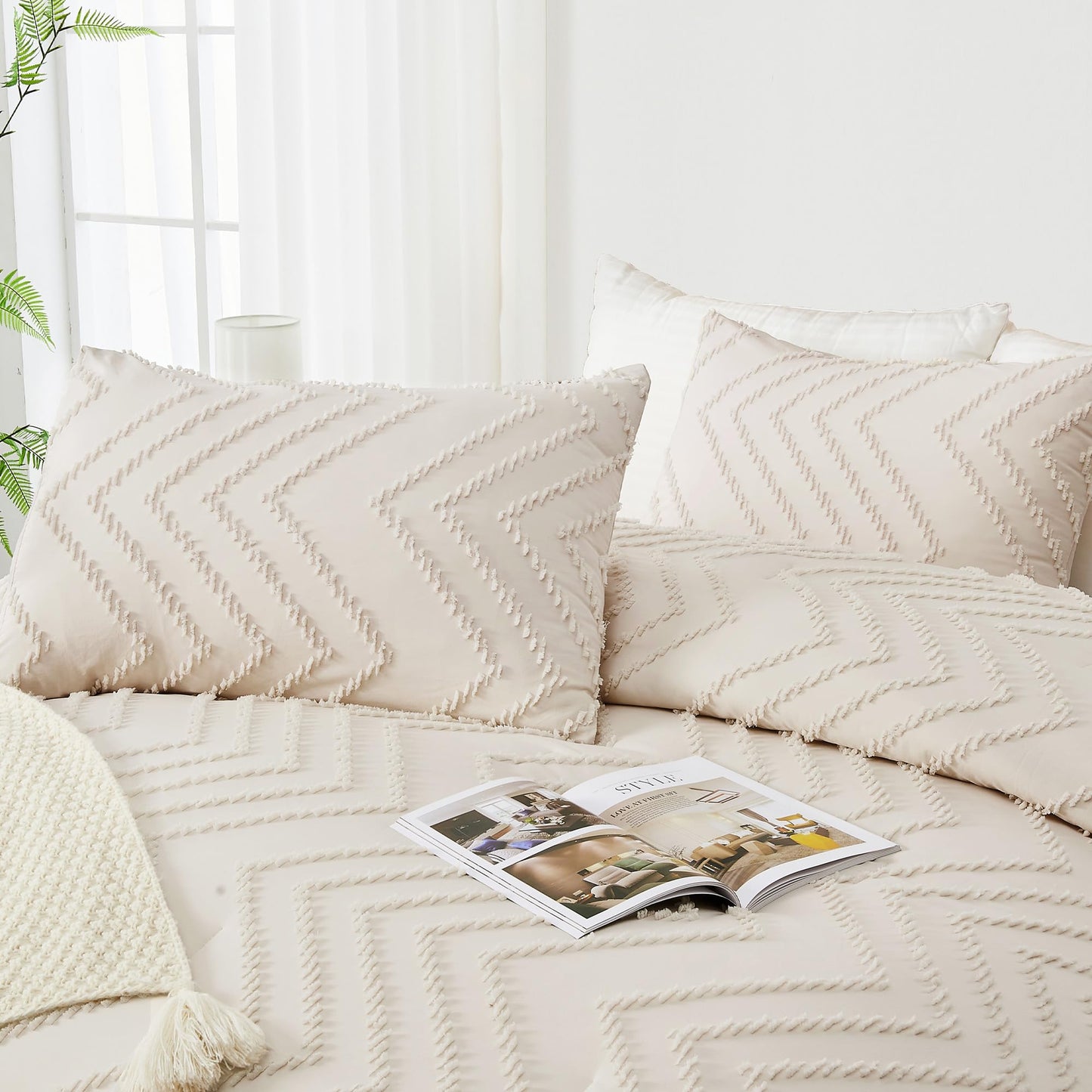 Andency Comforter Full Size Set, Beige Boho Cream Soft Warm Tufted Neutral Bedding Comforter Sets for Full Size Bed, 3 Pieces Aesthetic Chevron Farmhouse Cute Bohemian Textured Bedding Set
