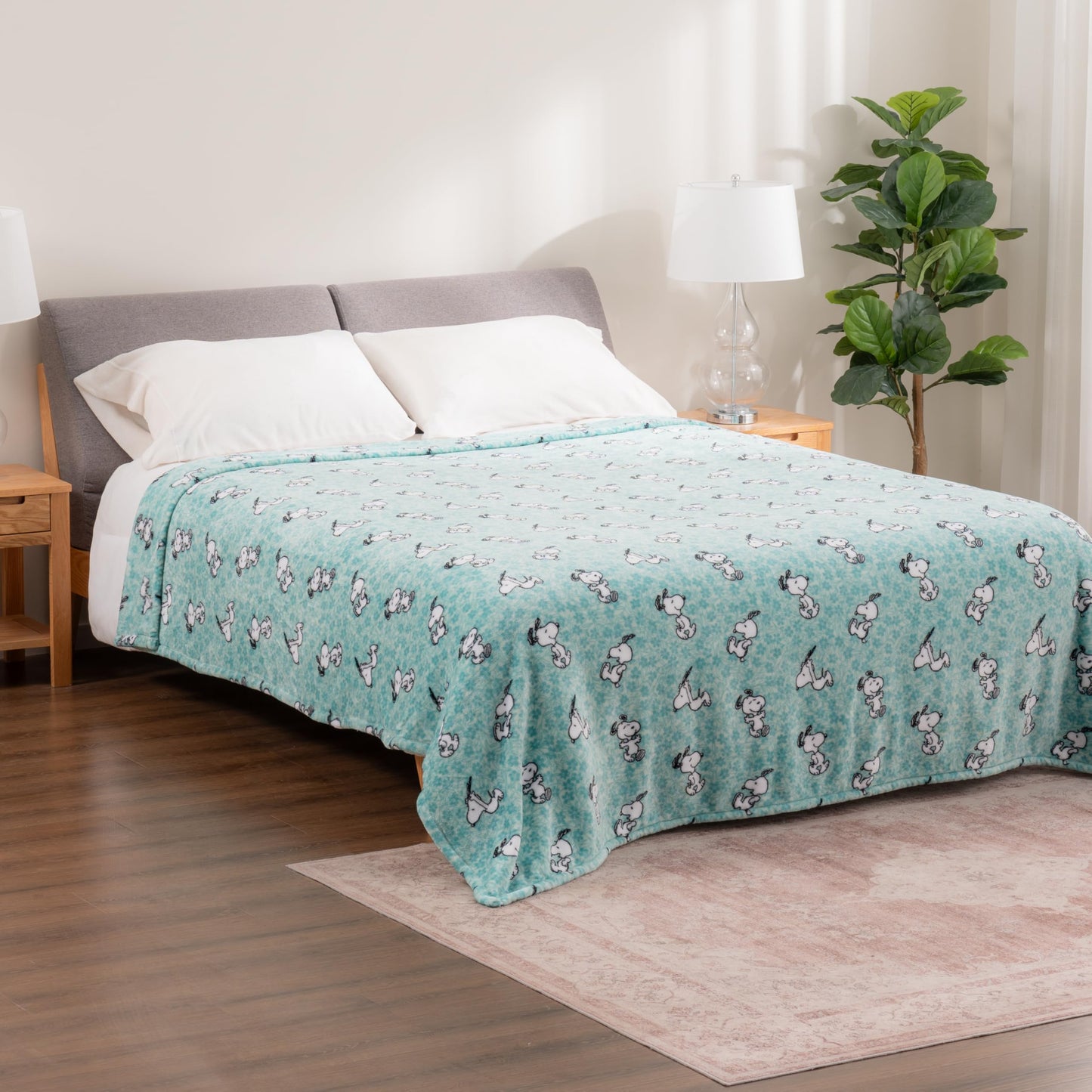 Berkshire Blanket Peanuts® VelvetLoft® Cute Character Snoopy Plush Blanket,Snoopy Springtime Floral Dance Large Blue,Full/Queen 90 in x 90 in (Official Peanuts® Product)