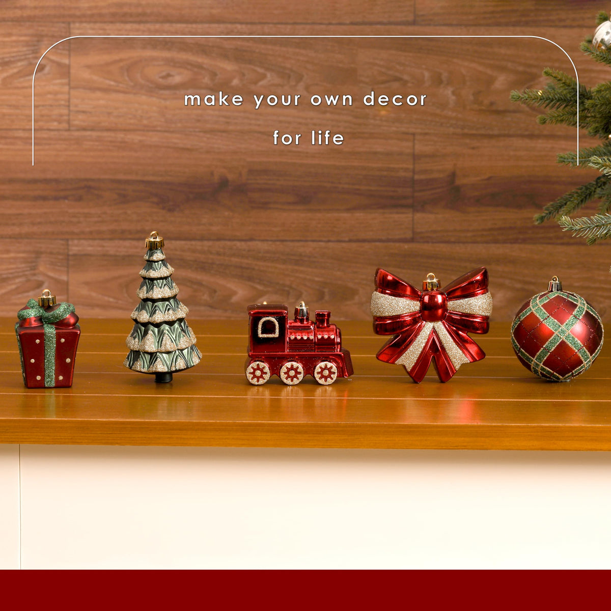 Alupssuc 82pcs Christmas Balls Ornaments Set, Delightful Classic Gift Set Gift Set, and Tree Topper for Xmas Tree Holiday Wedding Party Decorations with Hanging Strings, Gold，Red and Green