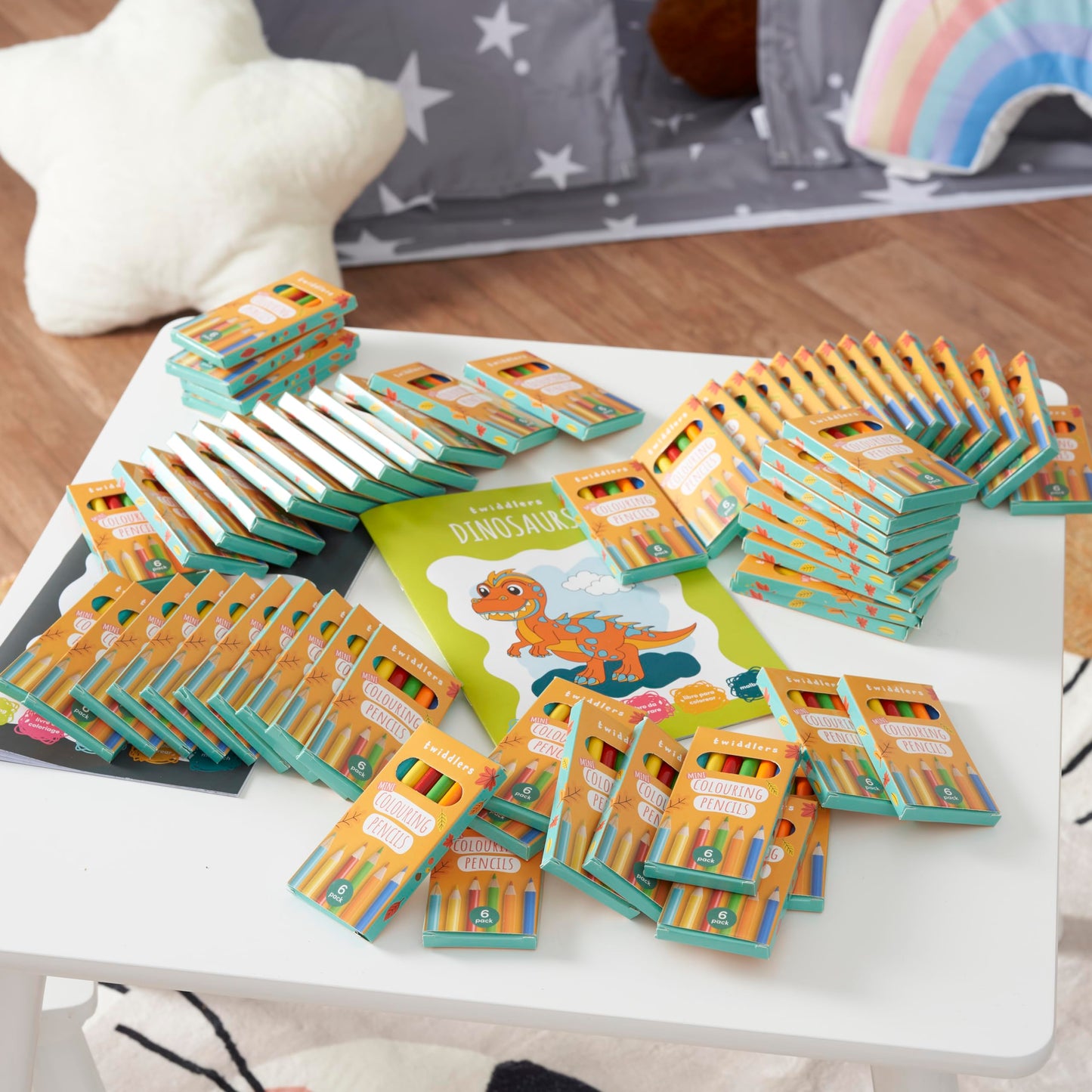 THE TWIDDLERS 60 Boxes of Mini Colouring Pencils - 6 Pencils Per Box, 360 Total - Easy Grip Round Barrel, 9cm Length, Multipack Party Bag Fillers for Kids Birthdays, Classroom Class Gifts
