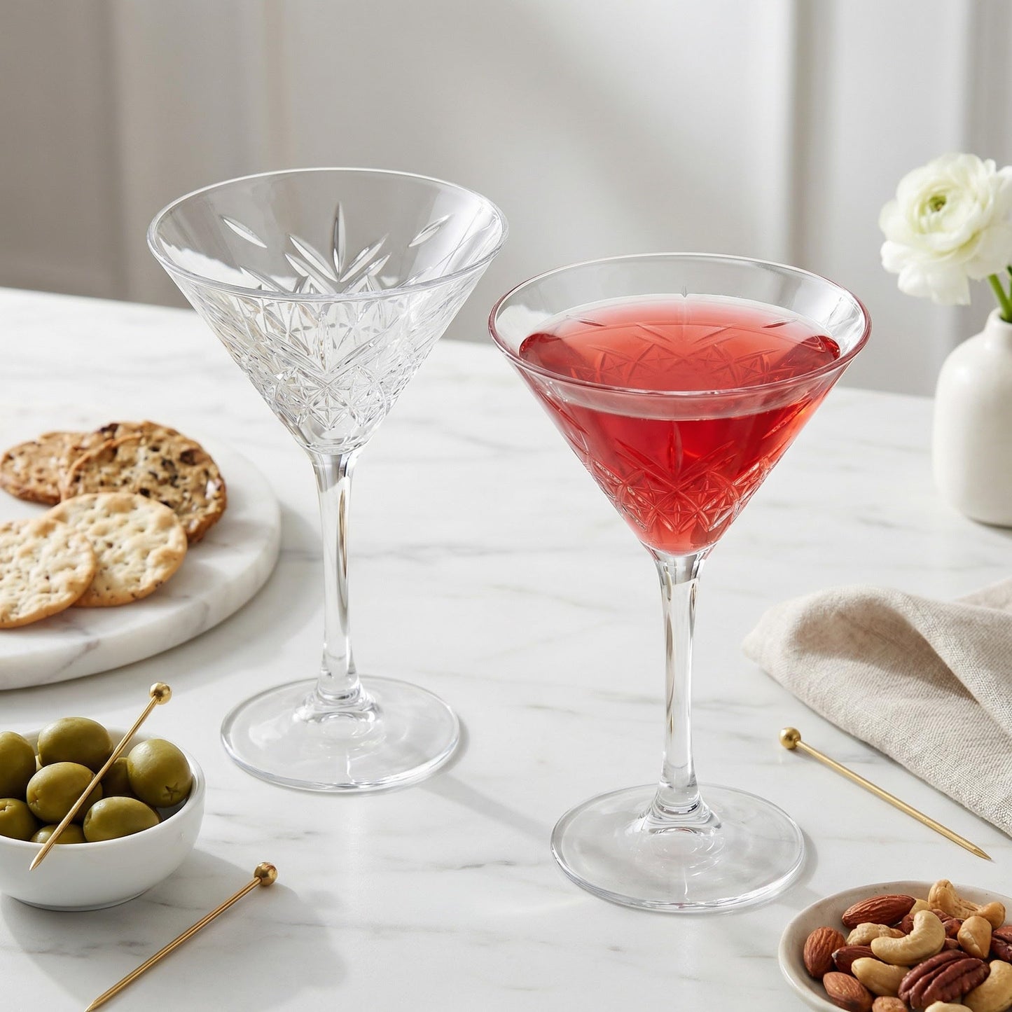 Vintage Coupe Glasses Set of 4 – 7.7 oz Cocktail & Champagne Glasses, Elegant Crystal Design Stemmed Bar Glassware for Espresso Martini, Cosmopolitan, Sparkling Wine, Red&White Wine, Dishwasher Safe