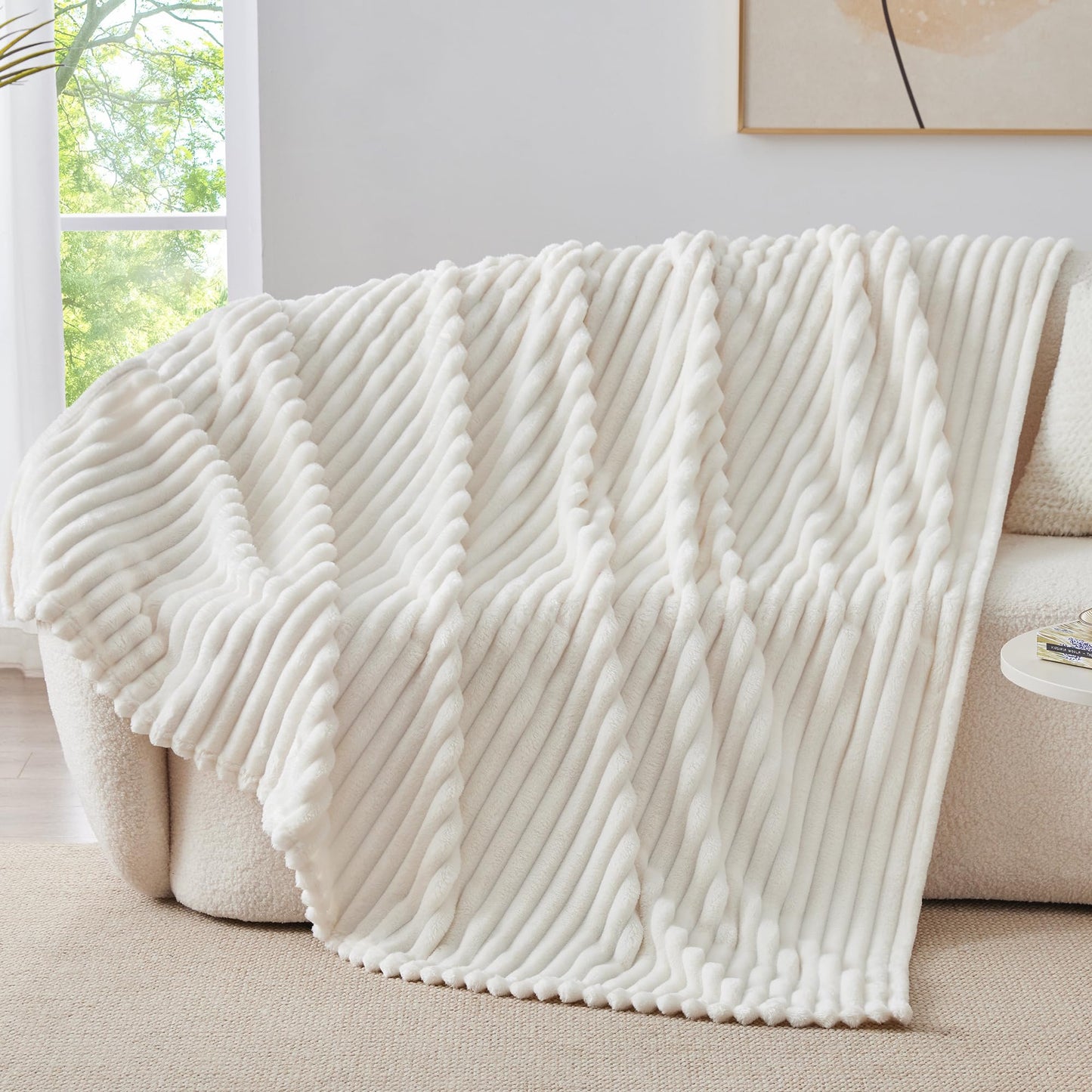 BEDELITE Fuzzy Queen Blanket for Bed - Cream White Fluffy Cozy Soft Plush Warm Fleece Blankets for Winter, Bedroom Valentine's Day Decor Gifts for Him Her