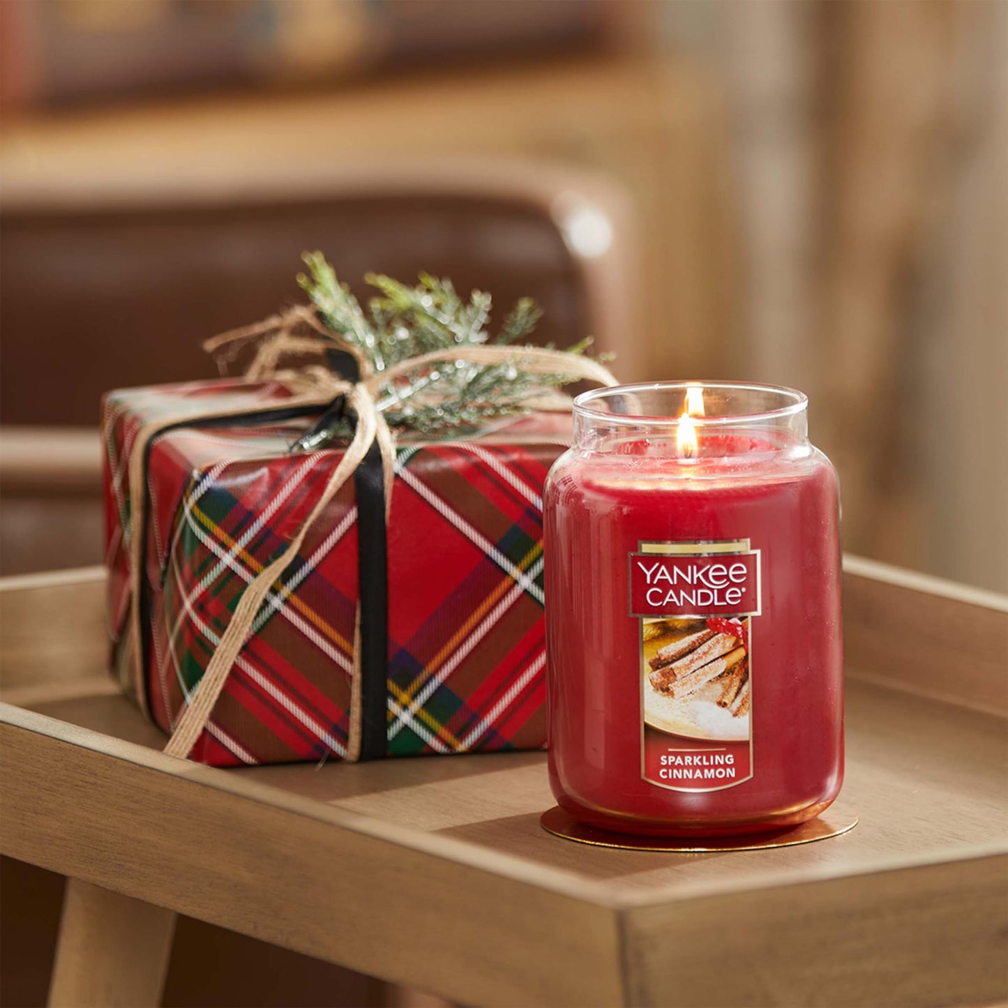 Yankee Candle Scented Candle, Sparkling Cinnamon, Original Large Jar Candle, 110-150 Hours of Burn Time, 22 oz.