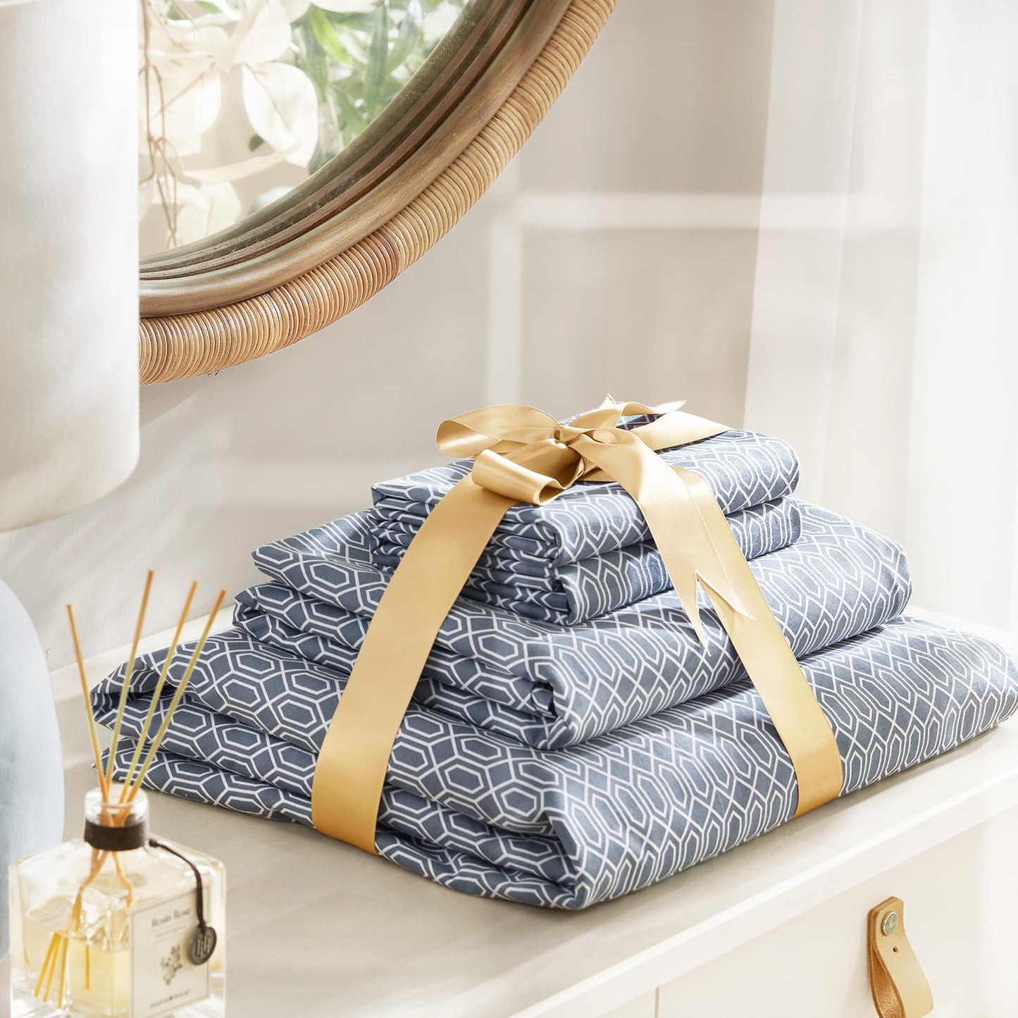 Comfort Spaces 100% Cotton Sheets Full, Breathable, Naturally Cool Cotton Sheets, Soft Cotton Bed Sheets with 14" Elastic Pocket Fits up to 16" Mattress, All Seasons Sheet Set, Diamond Blue 4 Piece