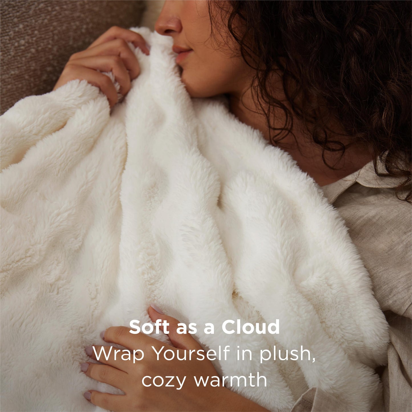 Bedsure 3D Bubble Blanket for Couch - GentleSoft White Spring Throw Blanket for Couch Sofa Bed Room Decor - Luxury Soft Cozy Blanket Gifts for Women, Lightweight, All Seasons, Off White, 60 x 80 ''