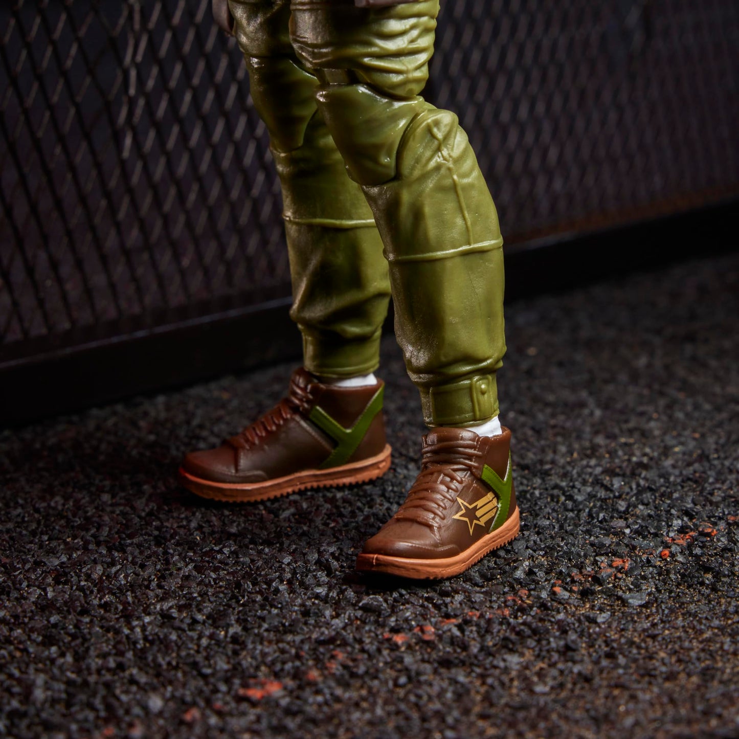 G.I. Joe Classified Series #189, Bradley “Big Lob” Sanders, Collectible 6 Inch Action Figure with 8 Accessories