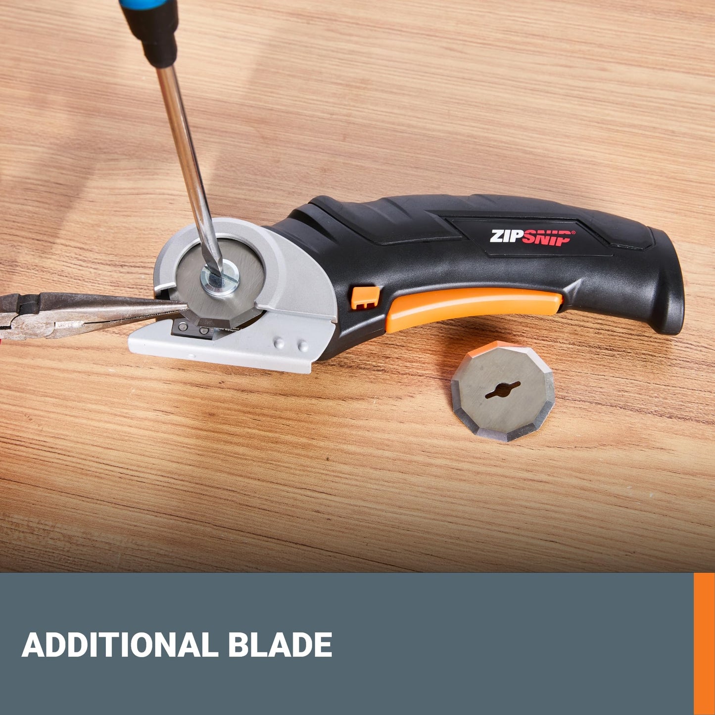 Worx Zipsnip Cordless Electric Scissors, Rechargeable Cardboard Cutter, 4V Powerful Fabric Scissors with 2 Safety Blades and Storage Bag WX082L.2