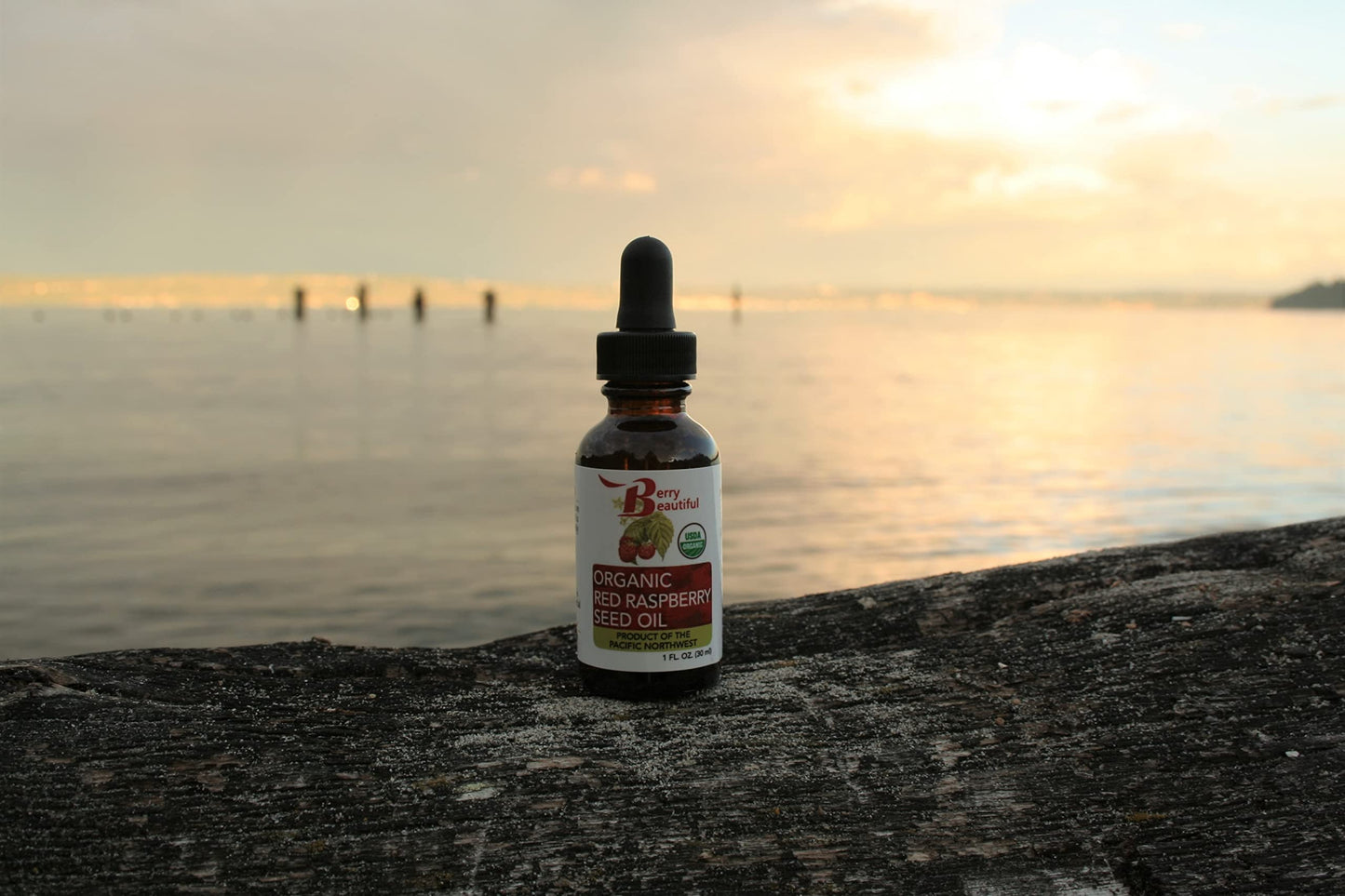 Certified Organic Red Raspberry Seed Oil - Cold Pressed by Berry Beautiful from Organically grown Raspberries - 100% Pure & Unrefined (1 fl oz)