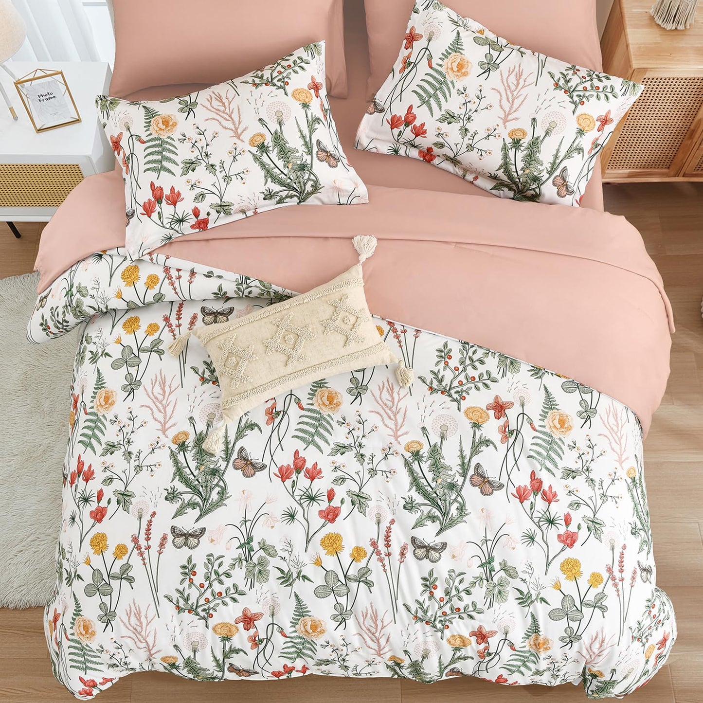 Yiran 7 Piece Floral Comforter Set King Size, White Green Summer Comforter Bedding Set, Botanical Bed in a Bag with Flowers Pattern, Soft Microfiber Complete Bedding Set with Sheets for All Season