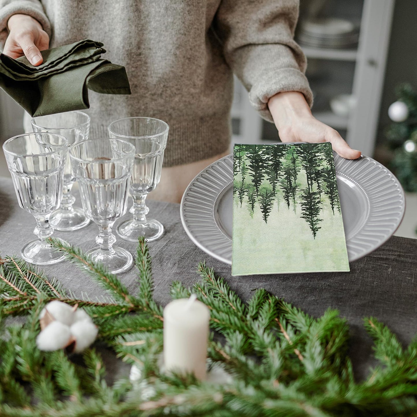 JarThenaAMCS 100Pcs Green Misty Forest Guest Napkin Woodland Disposable Paper Napkin Pine Tree Dinner Hand Towel Napkin for Home Kitchen Bathroom Holiday Party Supplies