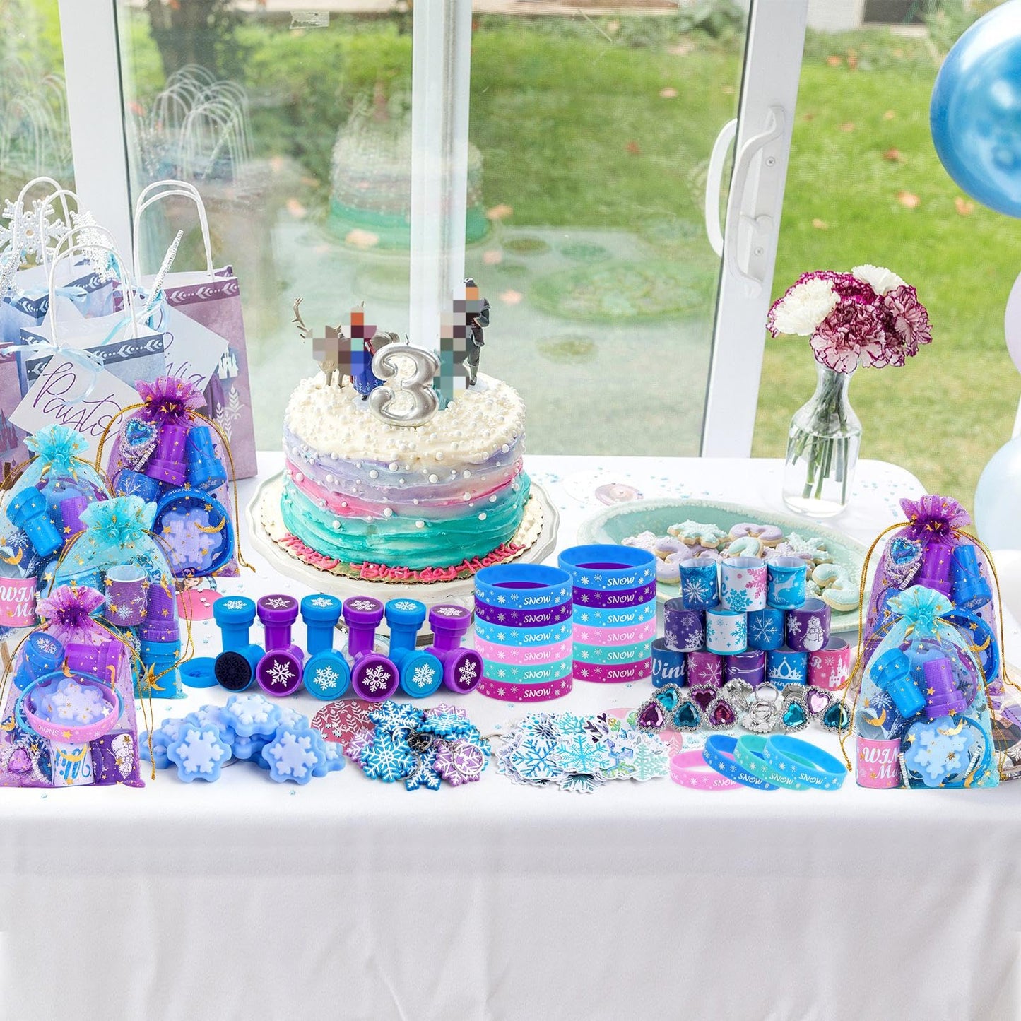 Frozen Party Favors, Princess Frozen Birthday Party Supplies Goodie Bag Stuffers for Girl Kids Party Favors Pinata Prizes