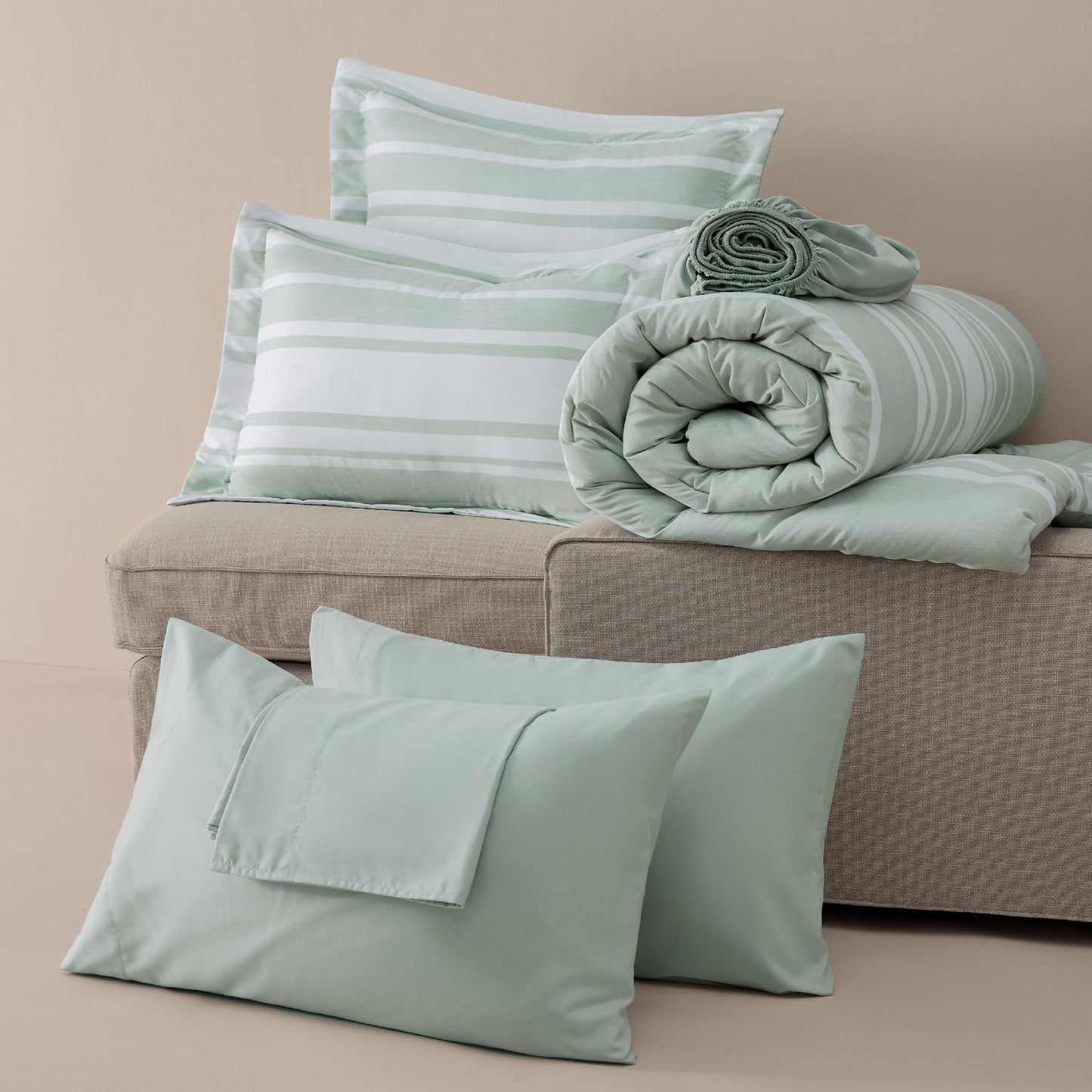 Bedsure Bed in a Bag Full Size 7 Pieces, Sage Green White Striped Bedding Comforter Sets All Season Bed Set, 2 Pillow Shams, Flat Sheet, Fitted Sheet and 2 Pillowcases