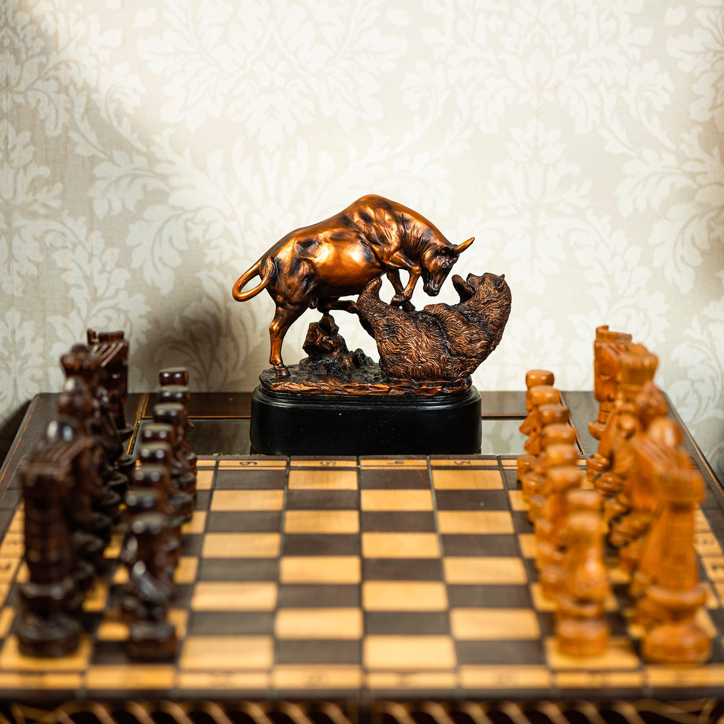 MEPERPER Bull and Bear Statue, Wall Street Bull Statue, Stock Market Gifts for Men, Gifts for Stock Market Lovers