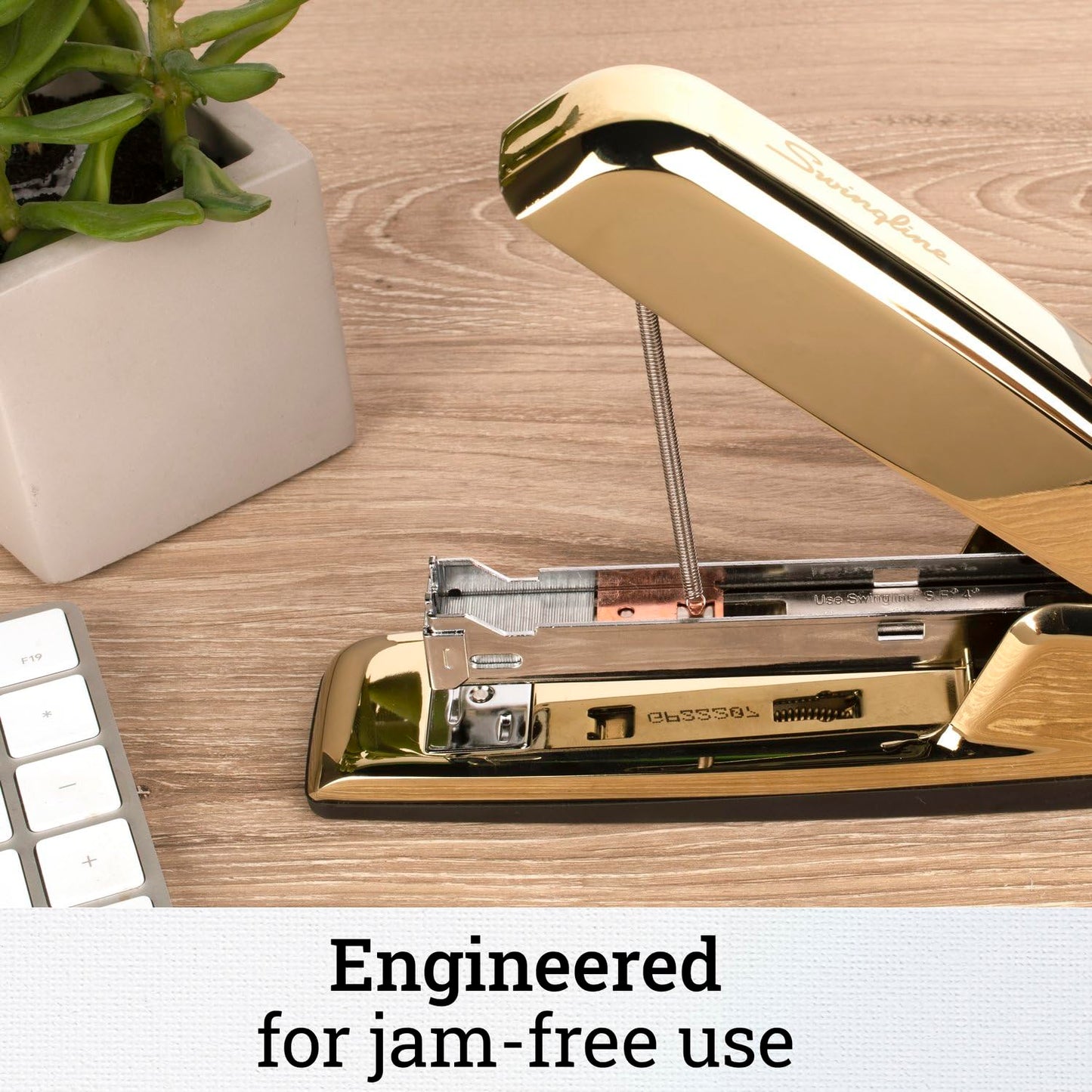 Swingline Stapler, 747, Manual, 25 Sheets Capacity, Business, Desktop, Gold Metallic (S7074721AZ)